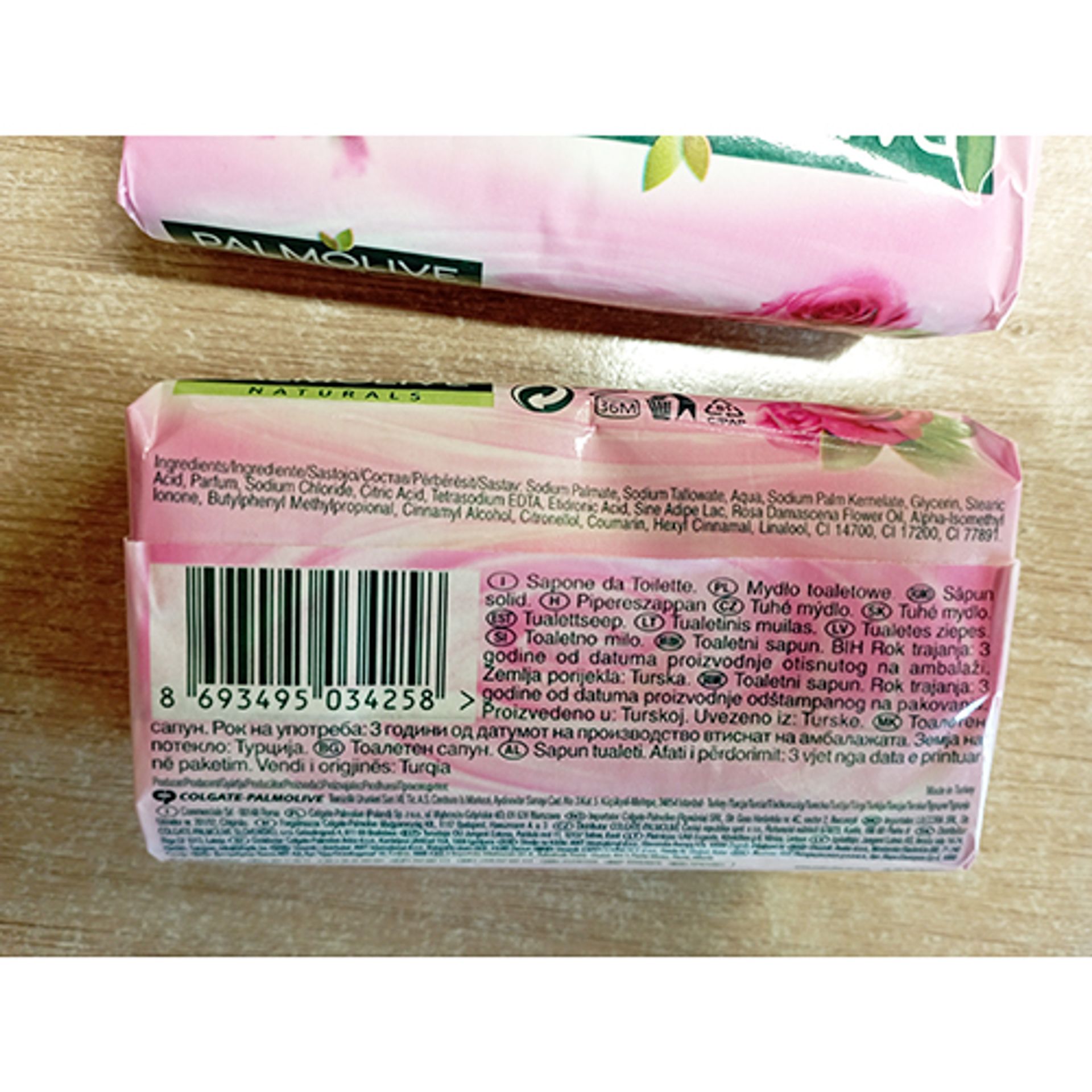 PALMOLIVE Mýdlo Naturals (3) - Zdraví nebezpečná kosmetika (2/35)