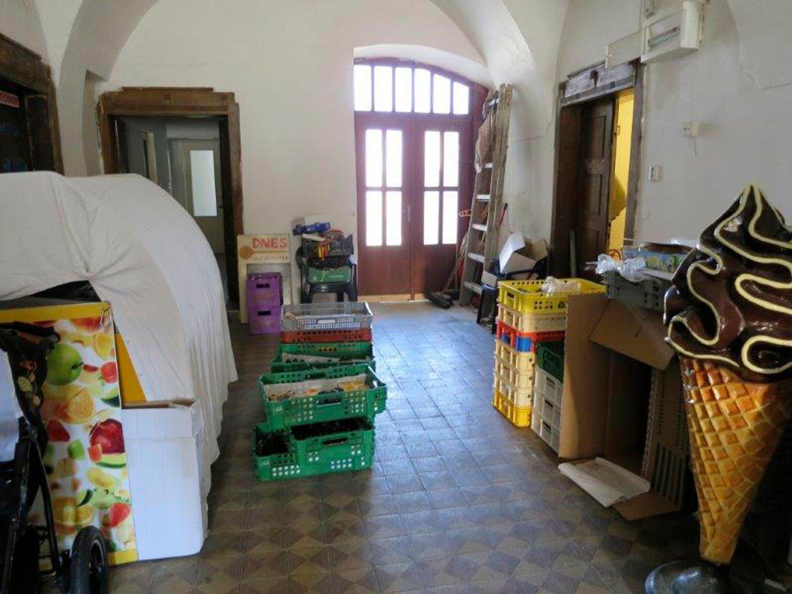 Hygiena uzavřela další provozovny - Lahůdky Dobruška - 2 - GALERIE: Hygiena uzavřela další provozovny (17/28)