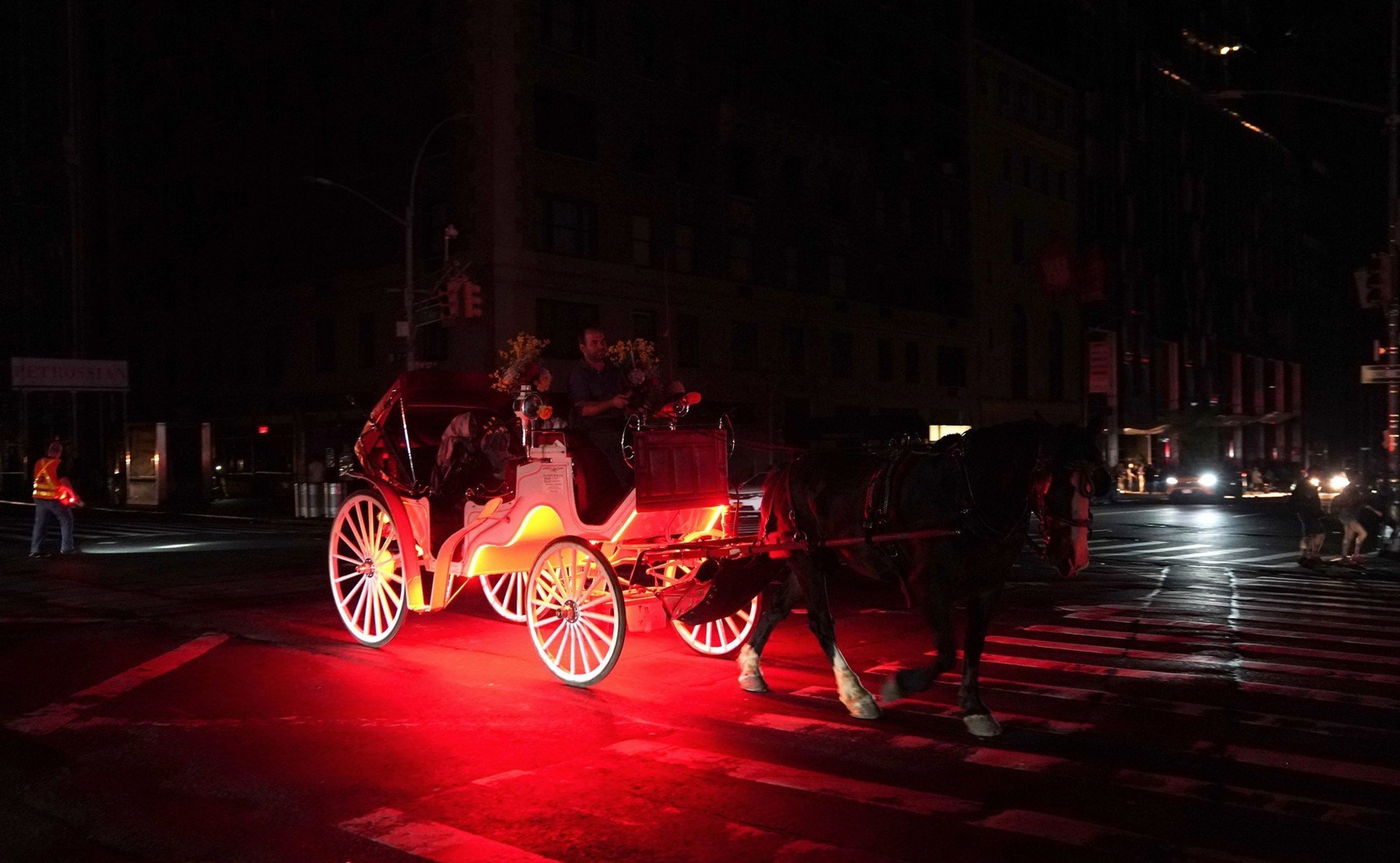 Výpadek proudu - 2 - GALERIE: Manhattan bez elektřiny (1/3)