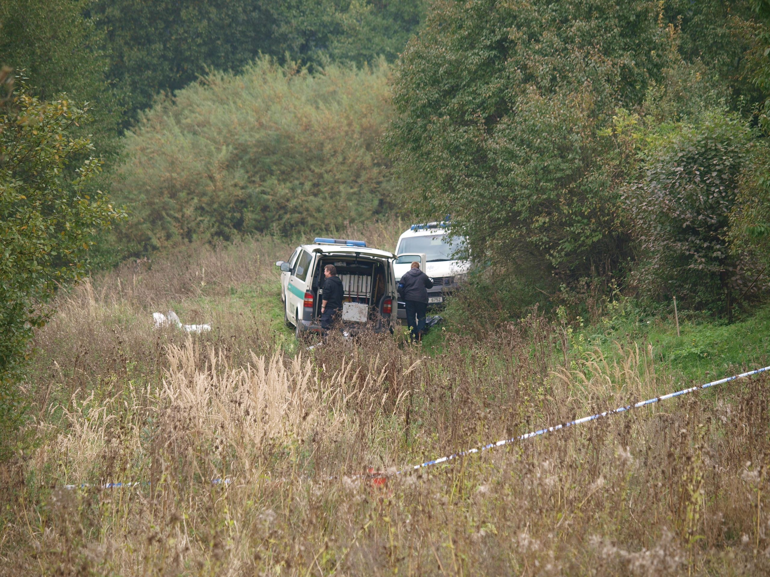 Na Rakovnicku byly nalazeny lidské ostatky - 3 - GALERIE: Na Rakovnicku nalezli policisté lidské ostatky. (4/6)