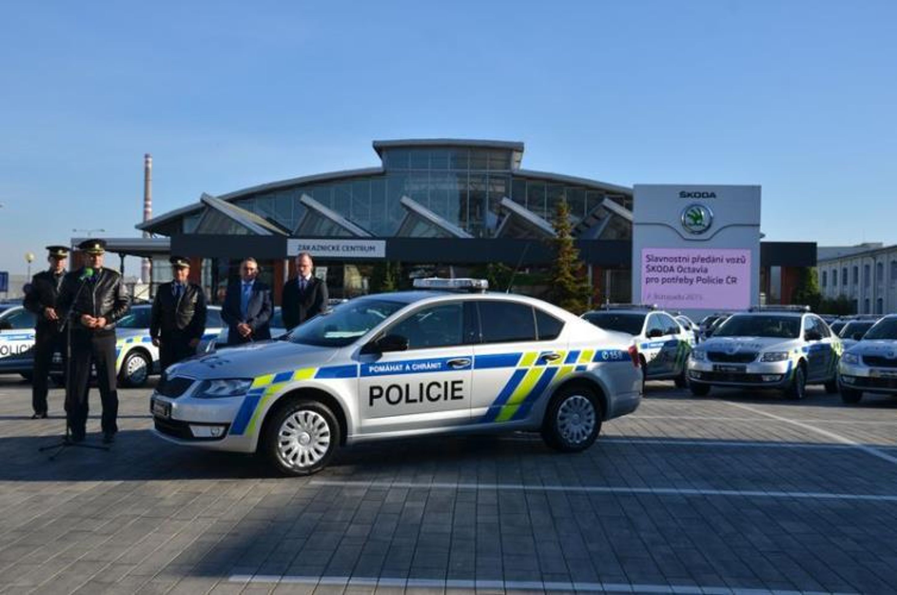 Policie převzala nové Škody Octavia - 1 - GALERIE: Policie převzala nové Škody Octavia (1/5)