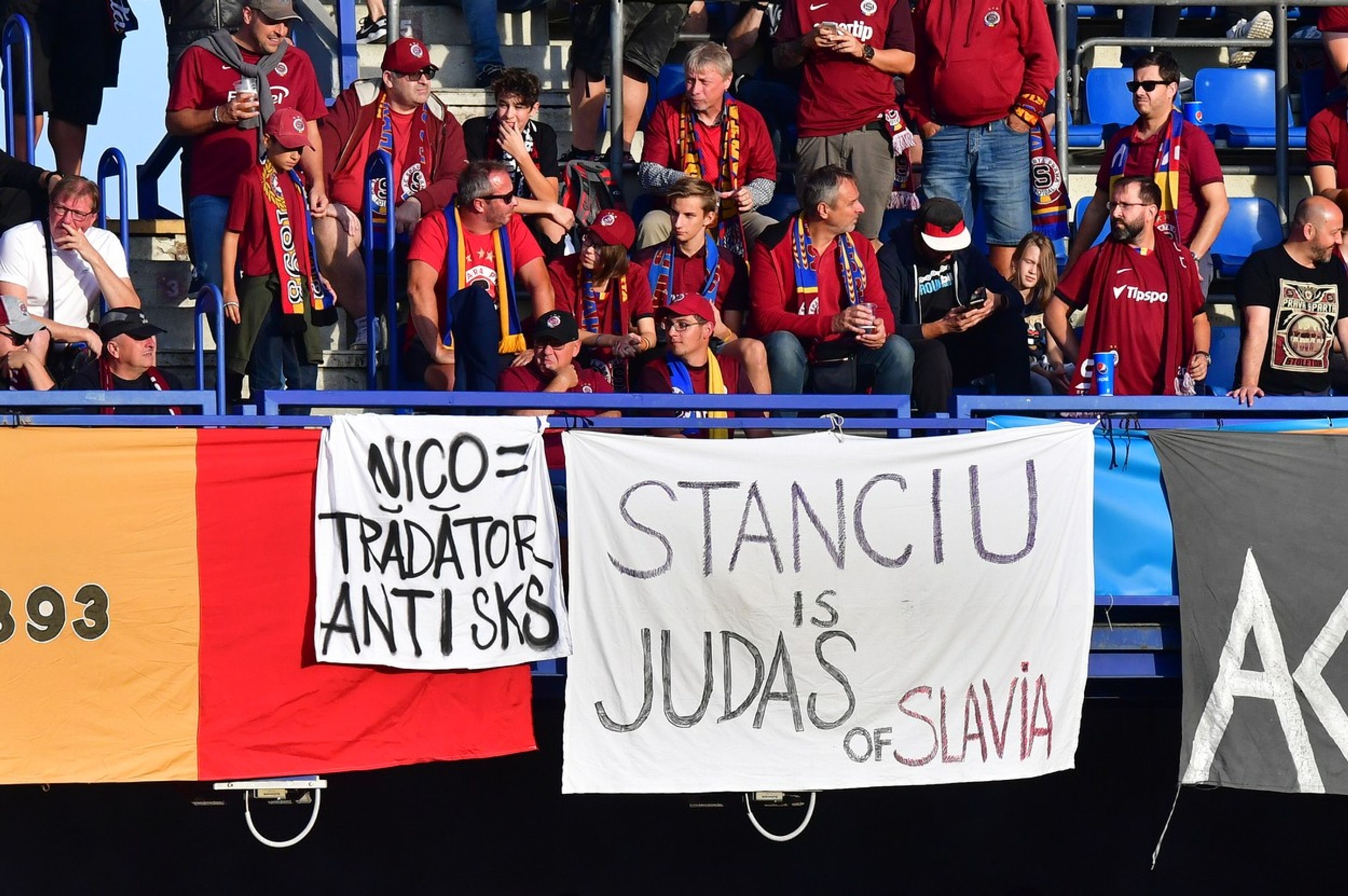 Stanciua nemile přivítali na Letné - GALERIE: Stanciua nemile přivítali na Letné (1/8)