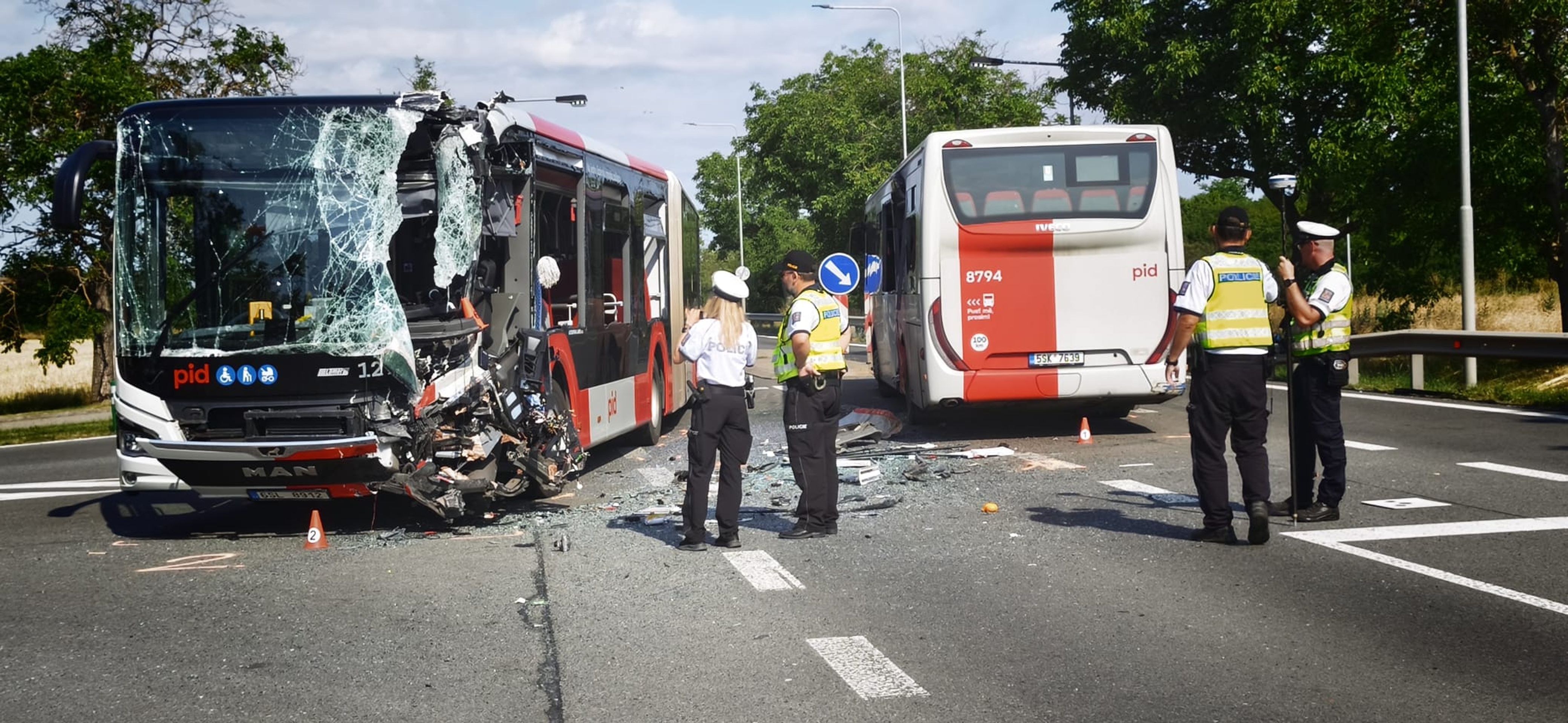 Nehoda autobusů - Nehoda autobusů (2/7)