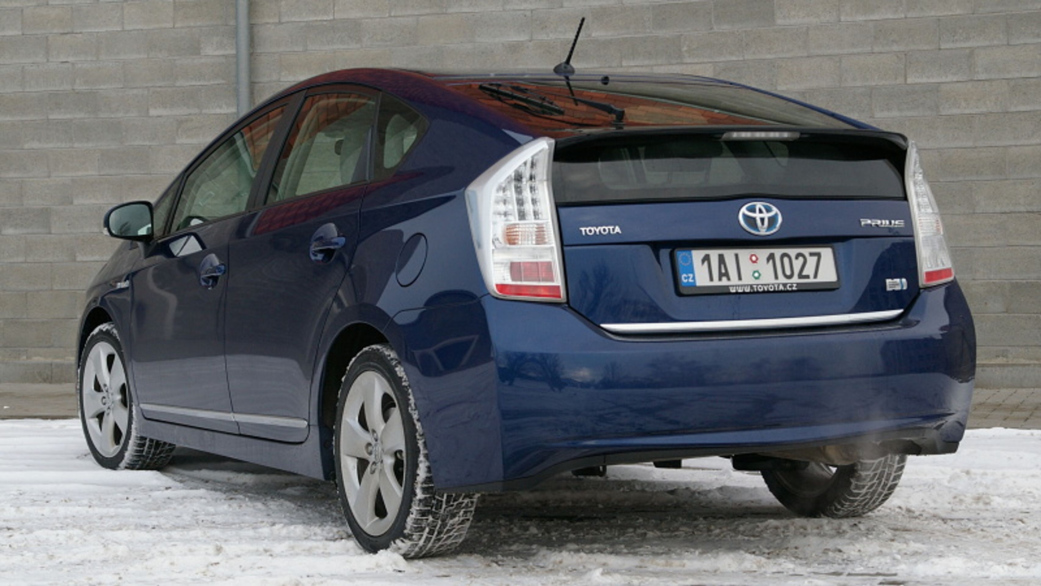 Toyota Prius-3 - GALERIE Toyota Prius (4/8)