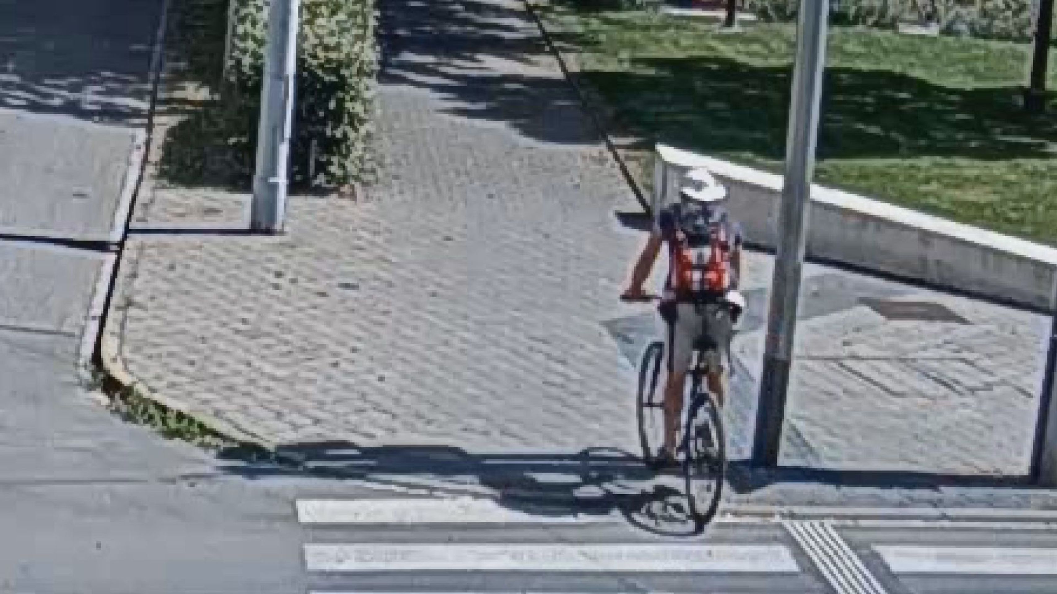 Cyklista - Hledaný cyklista (1/4)