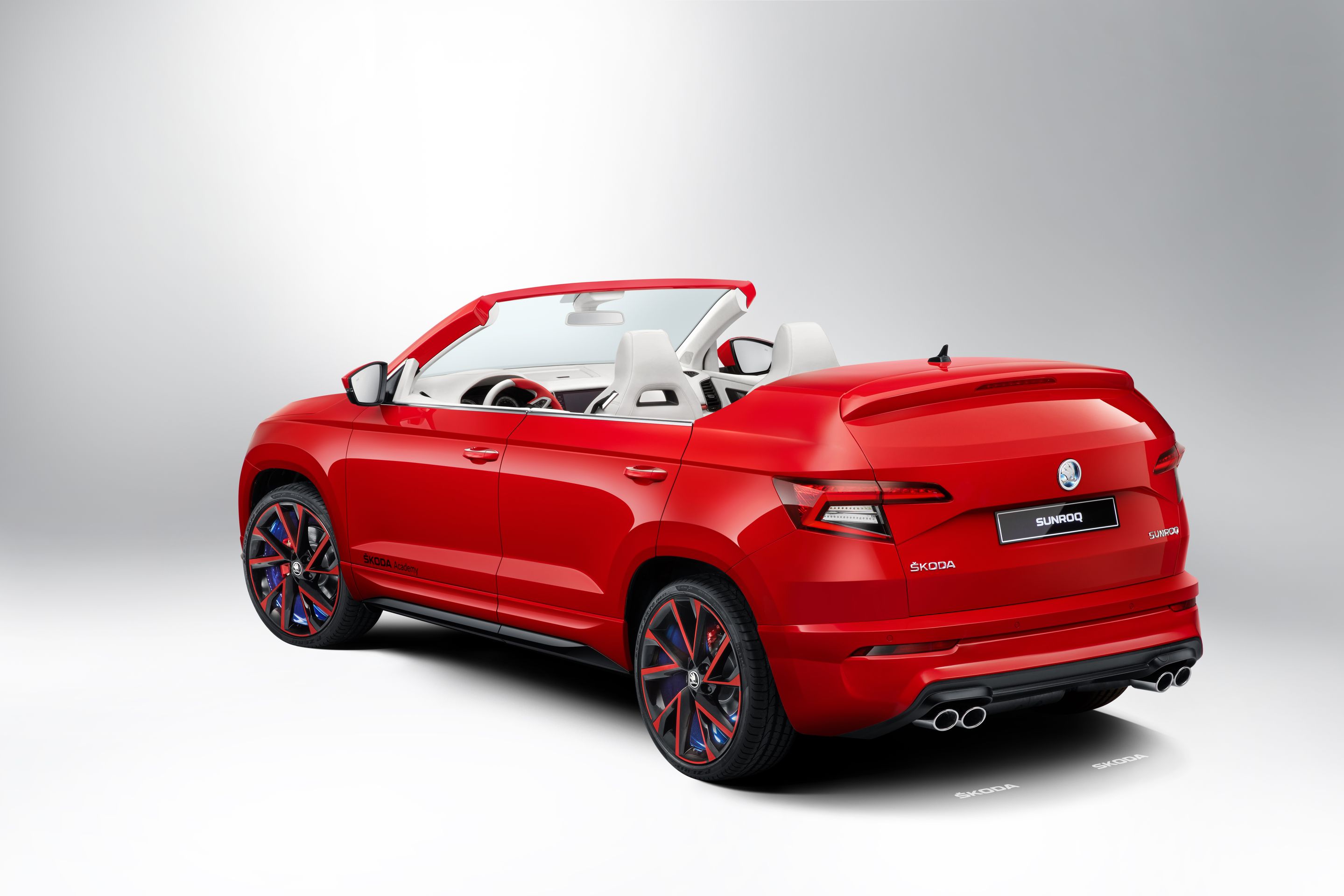 Škoda Sunroq - Fotogalerie: Ve Škodě vyrobili Karoq jako kabriolet (3/17)