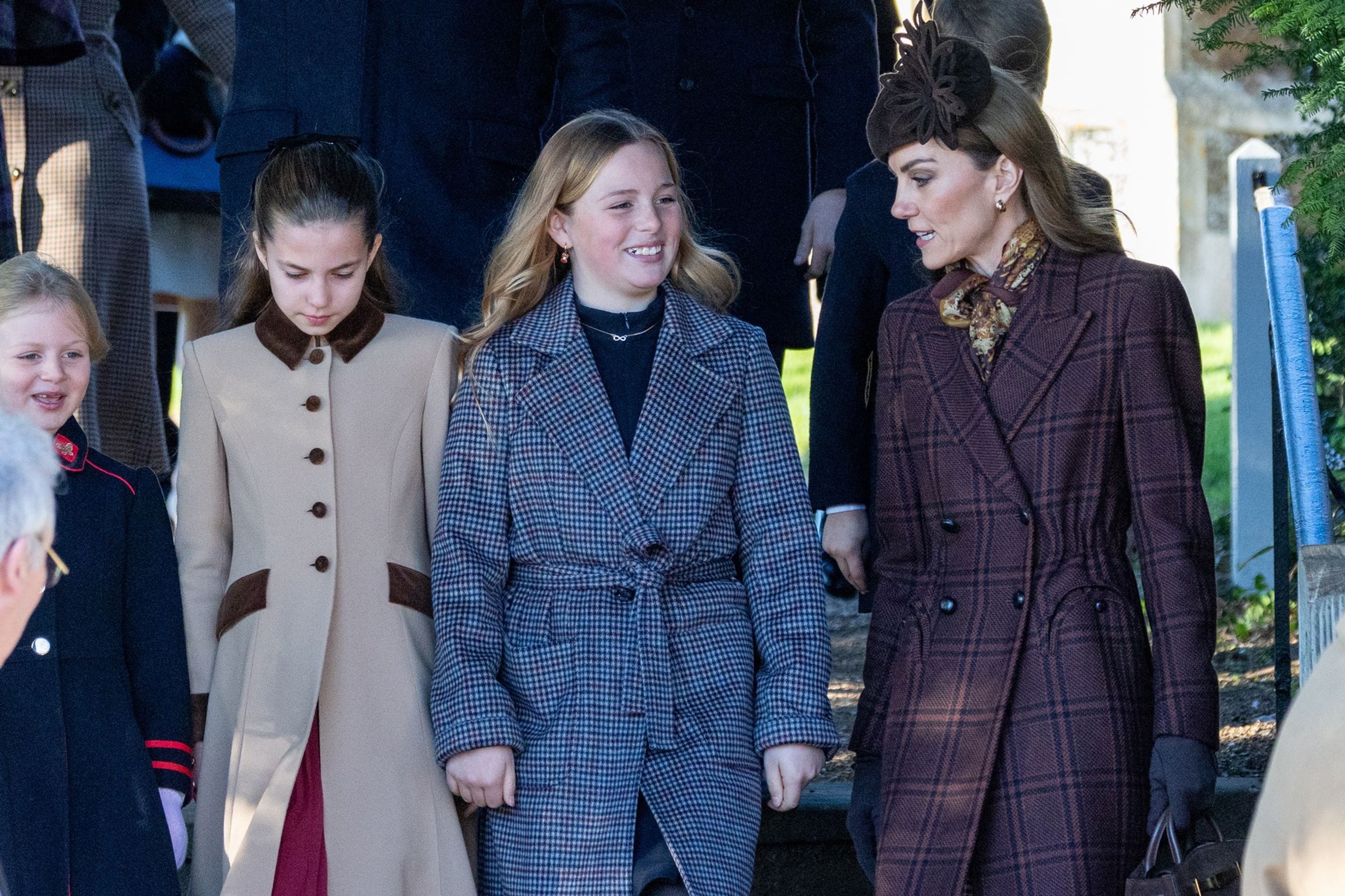 Princezna Charlotte a Mia Tindallová - Princezna Charlotte a Mia Tindallová (2/9)