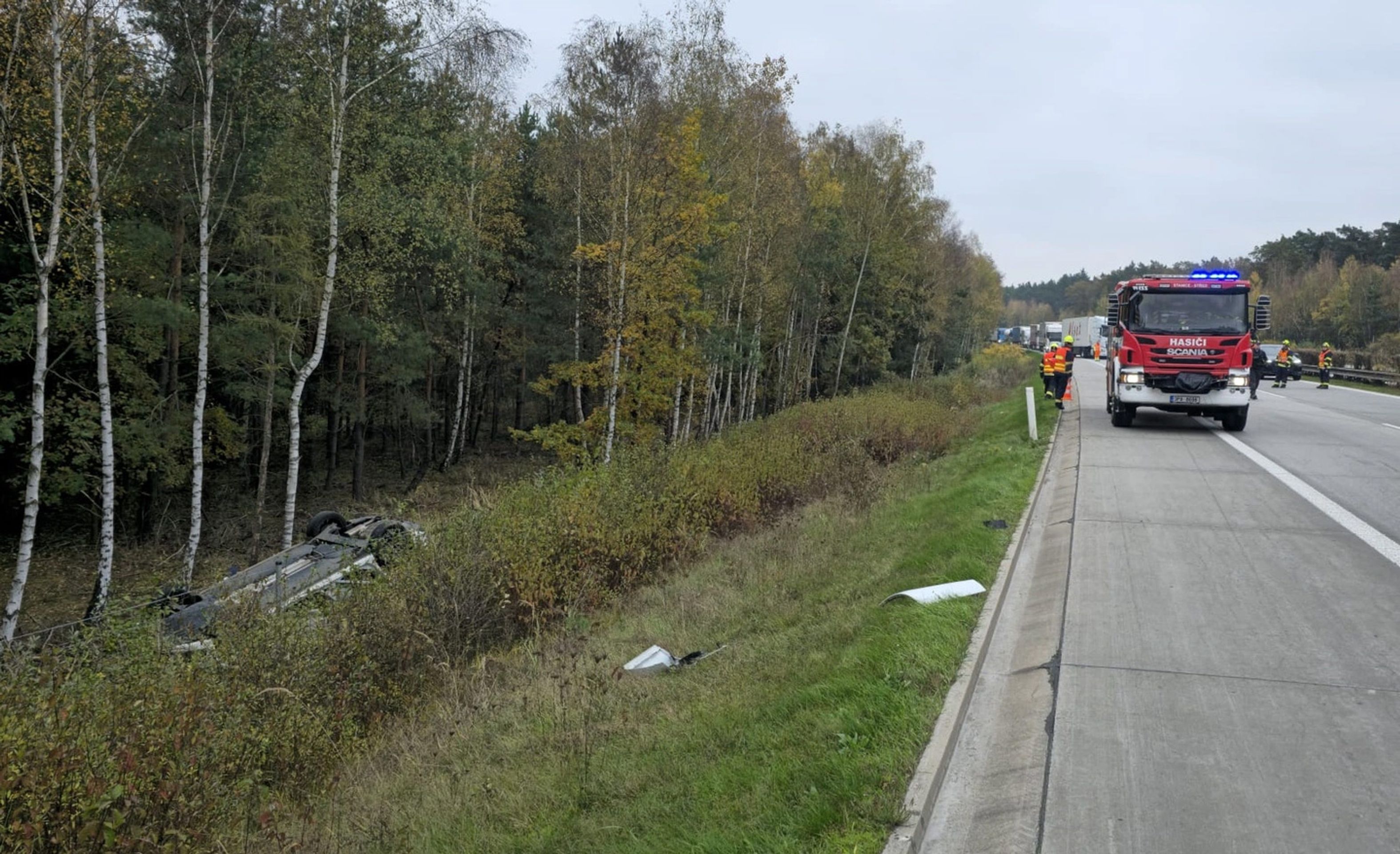 Nehoda na dálnici D5 u Plzně (5) - Nehoda na dálnici D5 u Plzně (1/6)