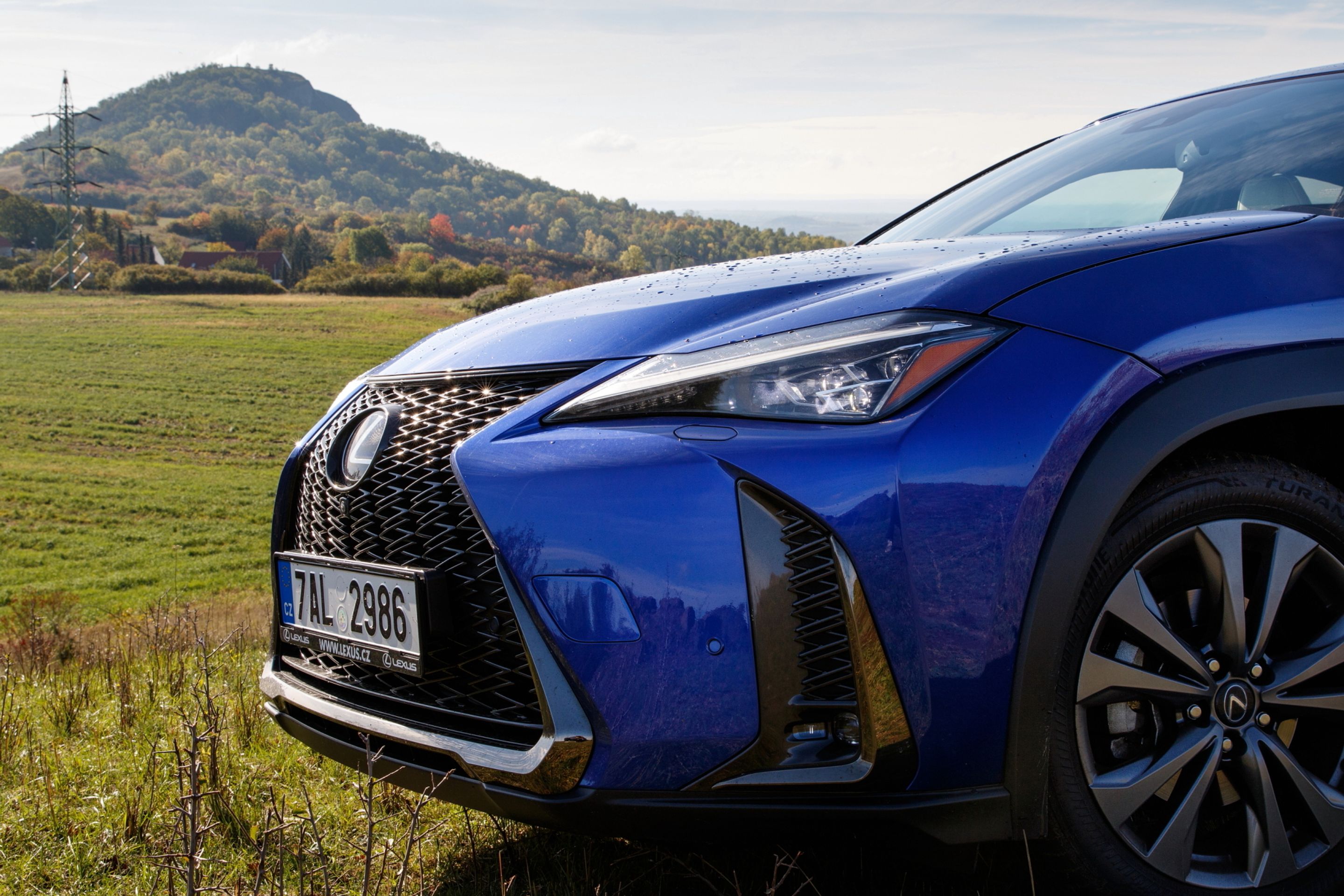 Lexus UX 250h - 40 - Fotogalerie: Crossover Lexus UX 250h (1/24)