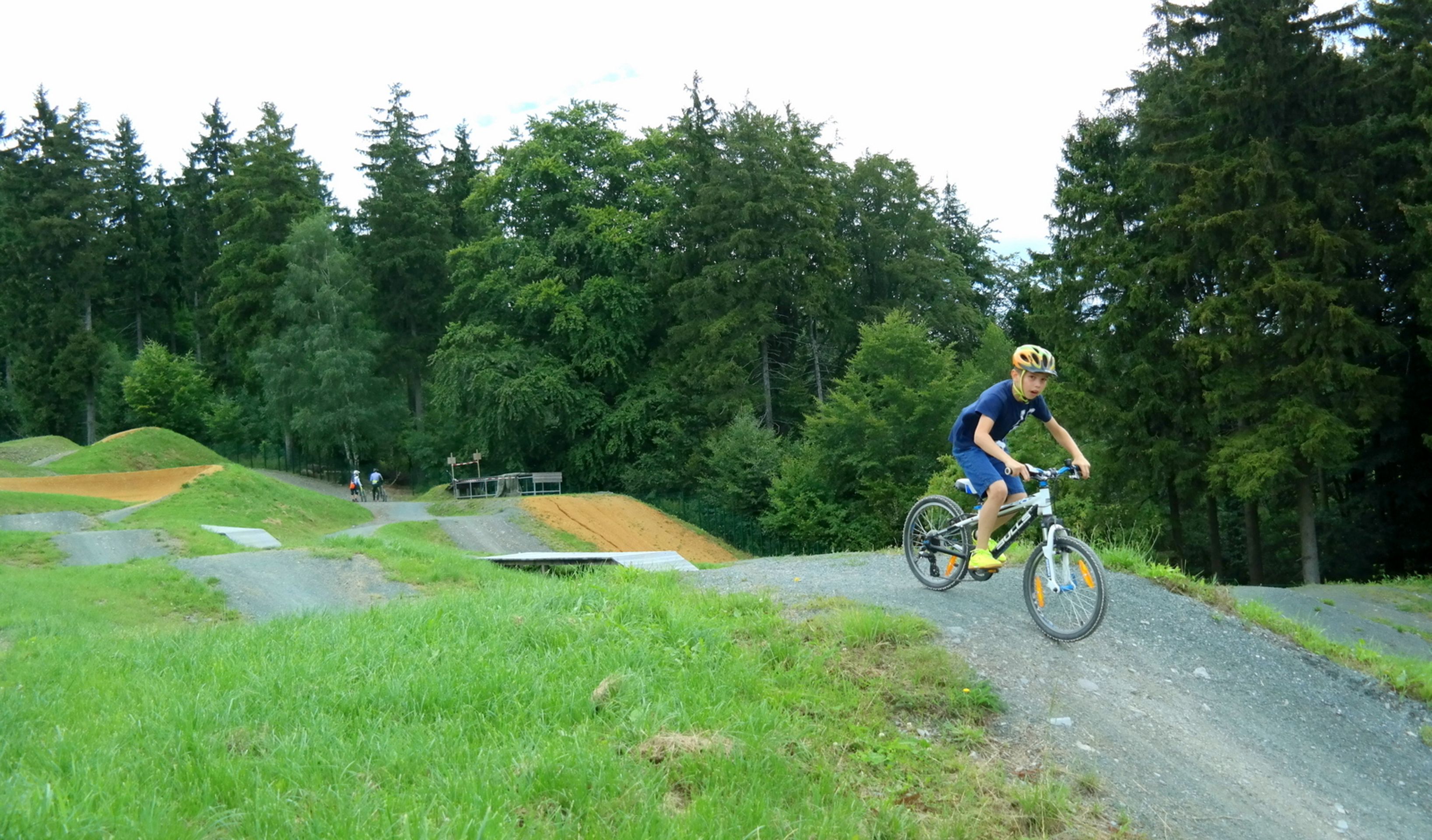 Německý Schöneck - 53 - GALERIE: Německý Schöneck - bikepark (1/10)