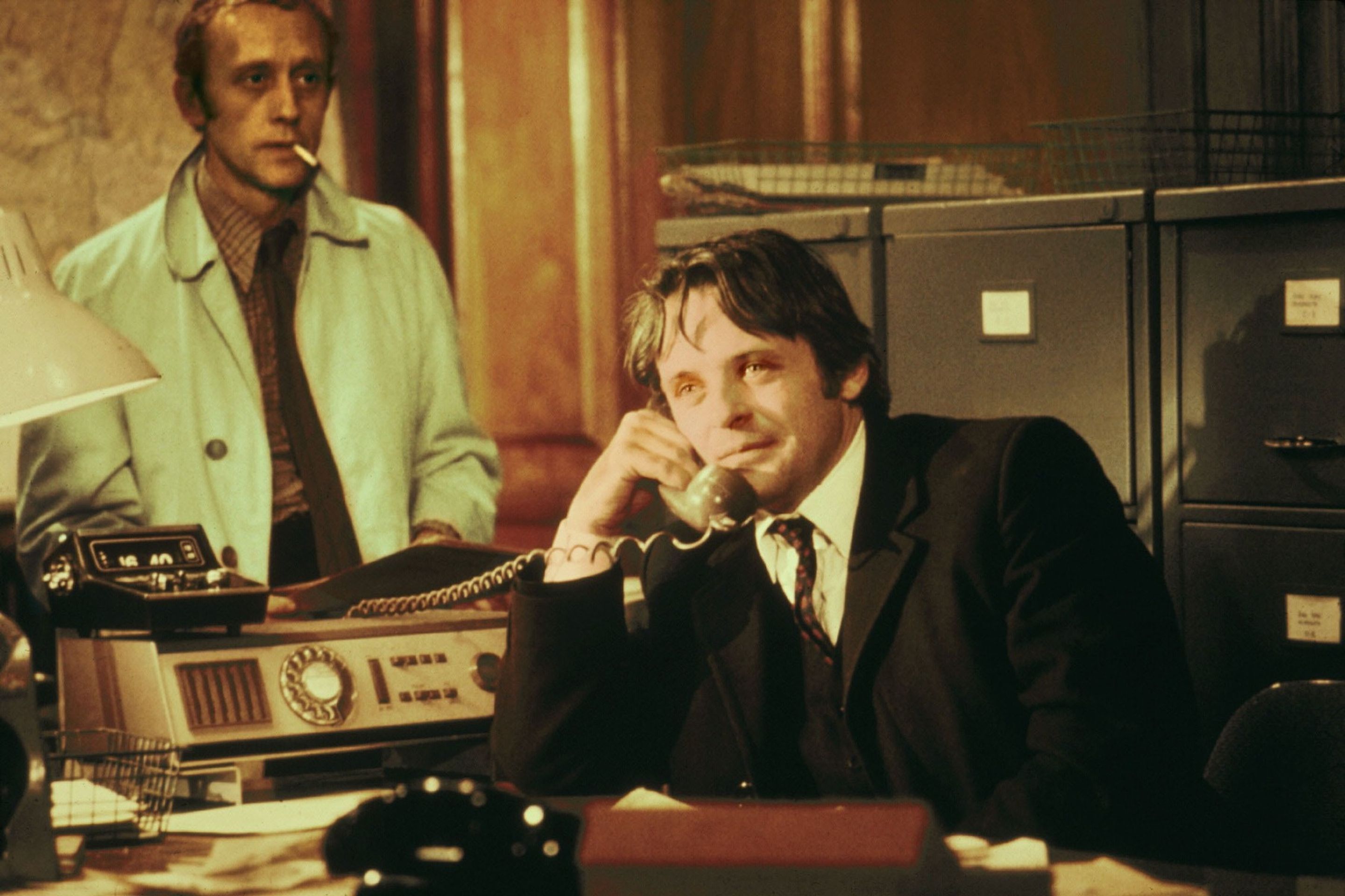 Kenneth Colley a Anthony Hopkins ve filmu Ohrožení Britannicu (1974) - Kenneth Colley (3/5)