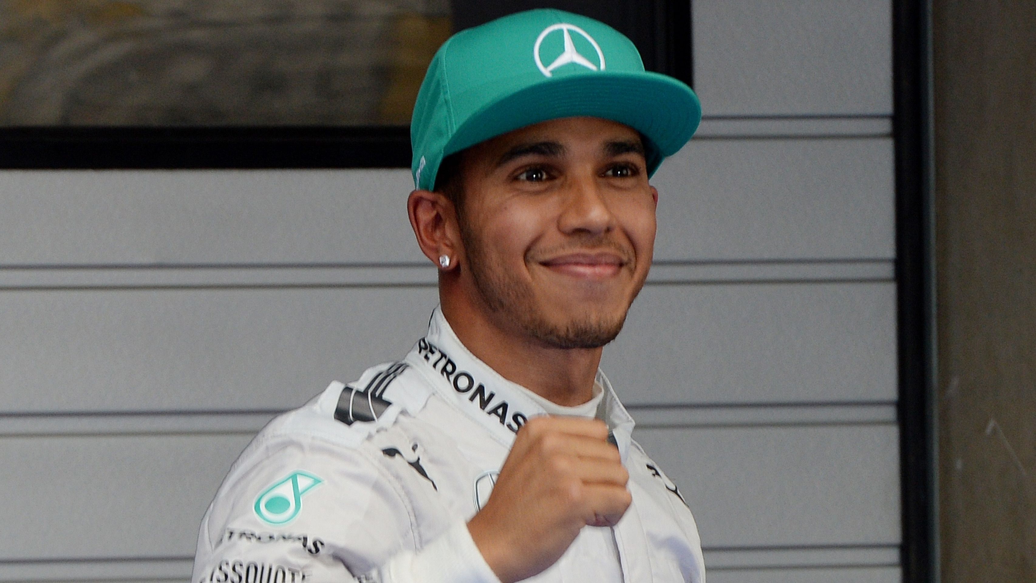 Lewis Hamilton vyhrál kvalifikaci na GP Číny - 9 - GALERIE: Lewis Hamilton vyhrál kvalifikaci na Velkou cenu Číny (6/10)