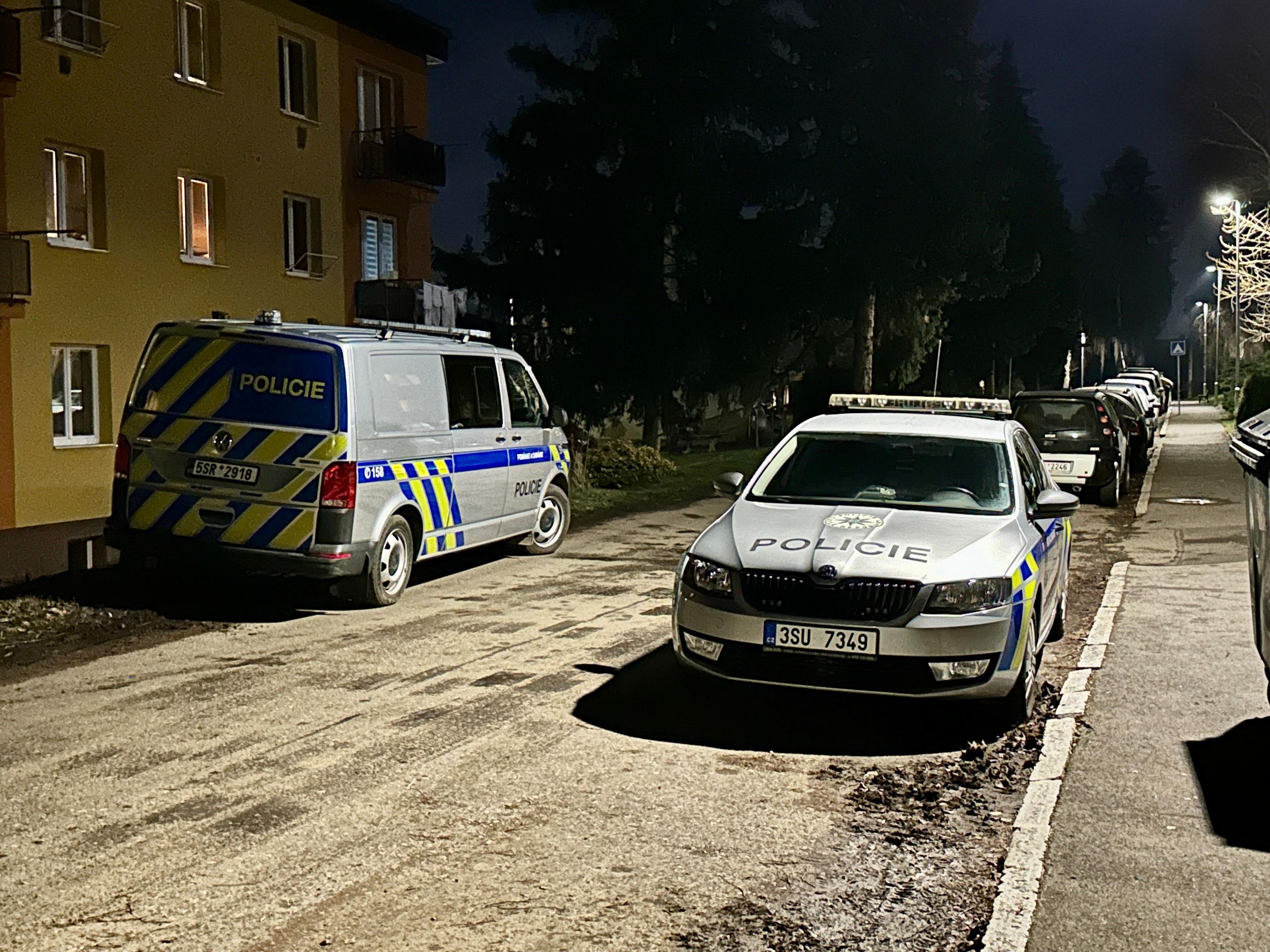 Policie vyšetřuje trojnásobnou vraždu na Berounsku - Policie řeší trojnásobnou vraždu na Berounsku (4/4)