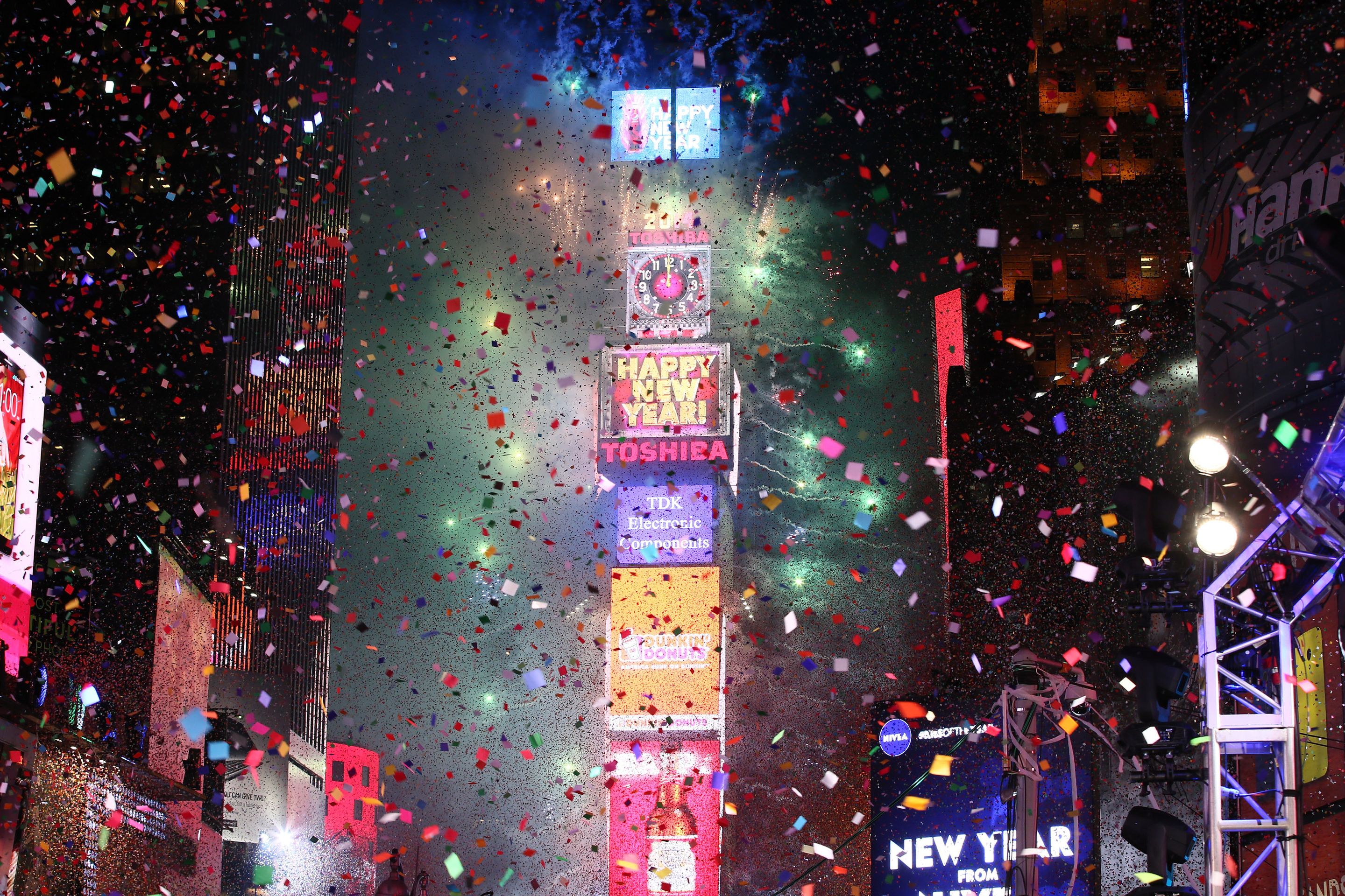 Silvestr v New Yorku - 3 - GALERIE: Oslavy nového roku v New Yorku (5/7)