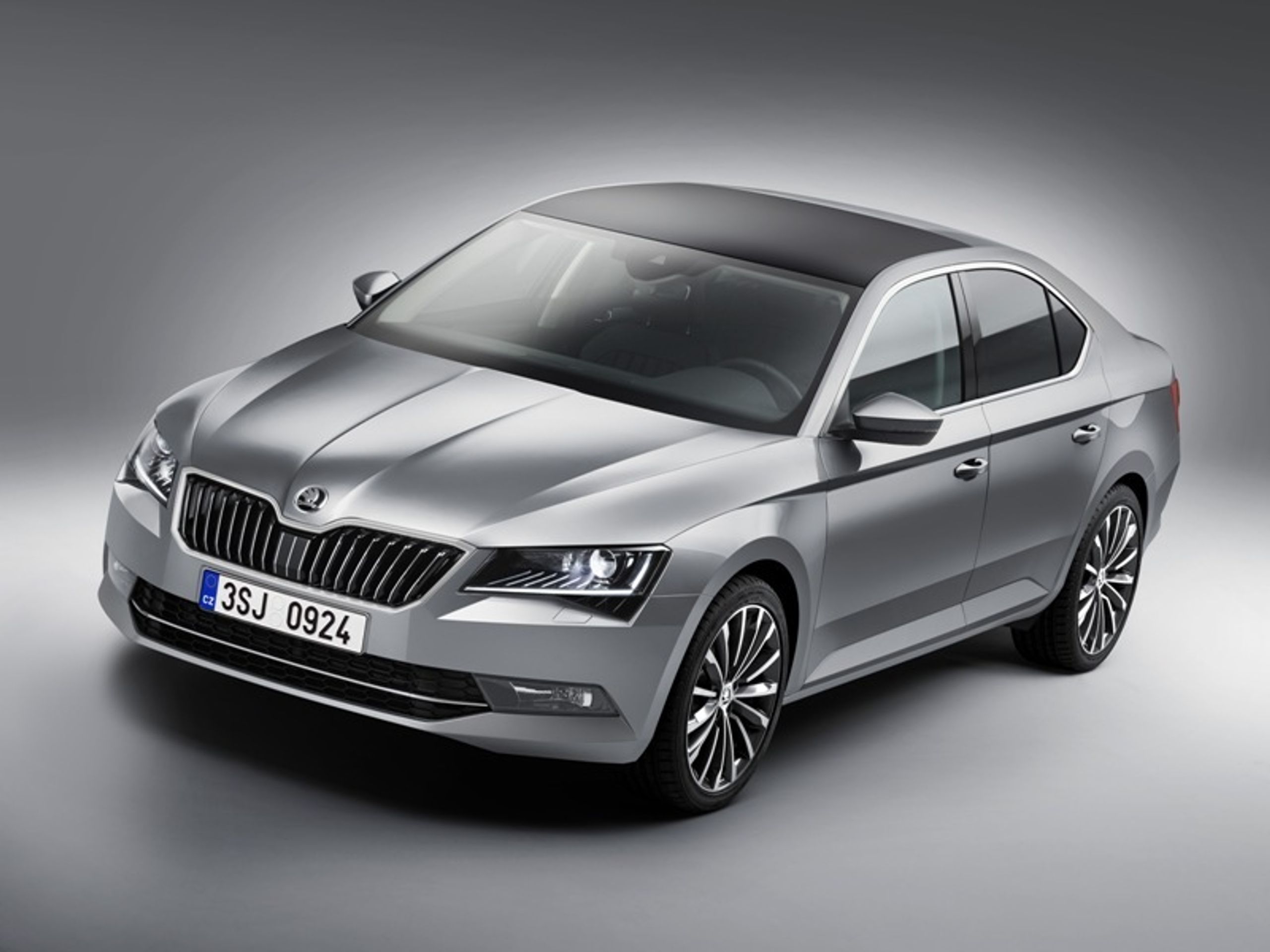 Škoda Superb třetí generace - světová premiéra - 1 - GALERIE: Škoda Superb třetí generace (1/10)