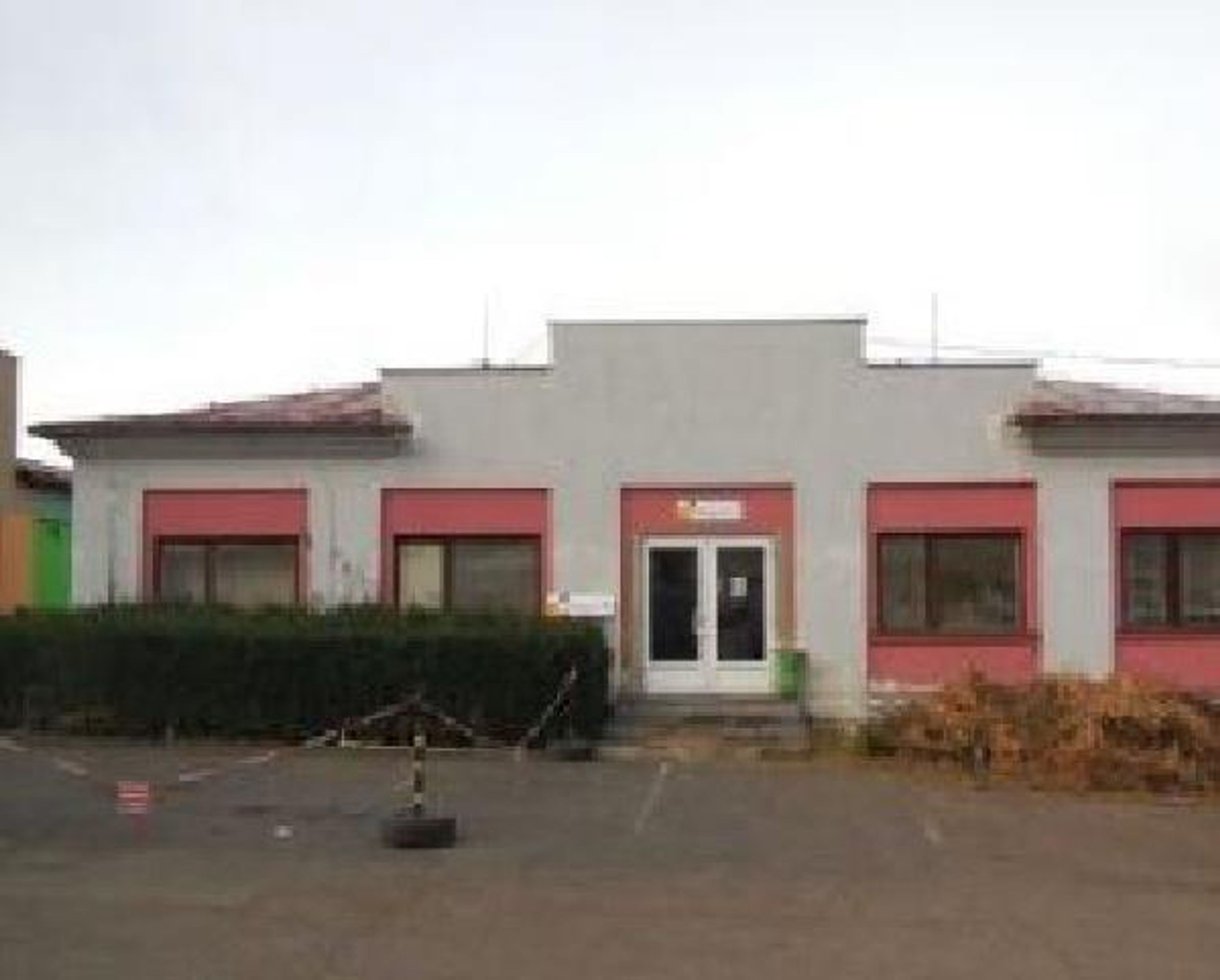 Dražby nemovitostí - Komerční objekt, Miřetice u Klášterce nad Ohří - GALERIE: Dražby nemovitostí (26/46)