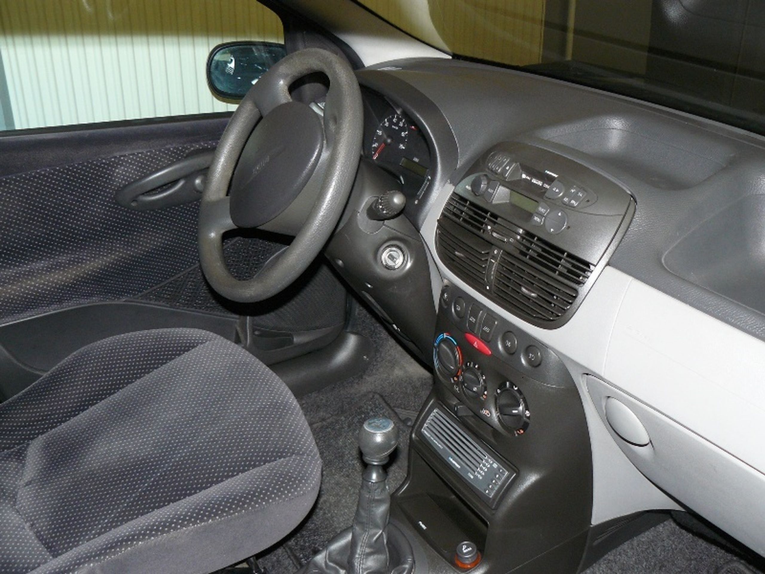 Fiat Punto - 3 - Galerie: Fiat Punto (3/3)