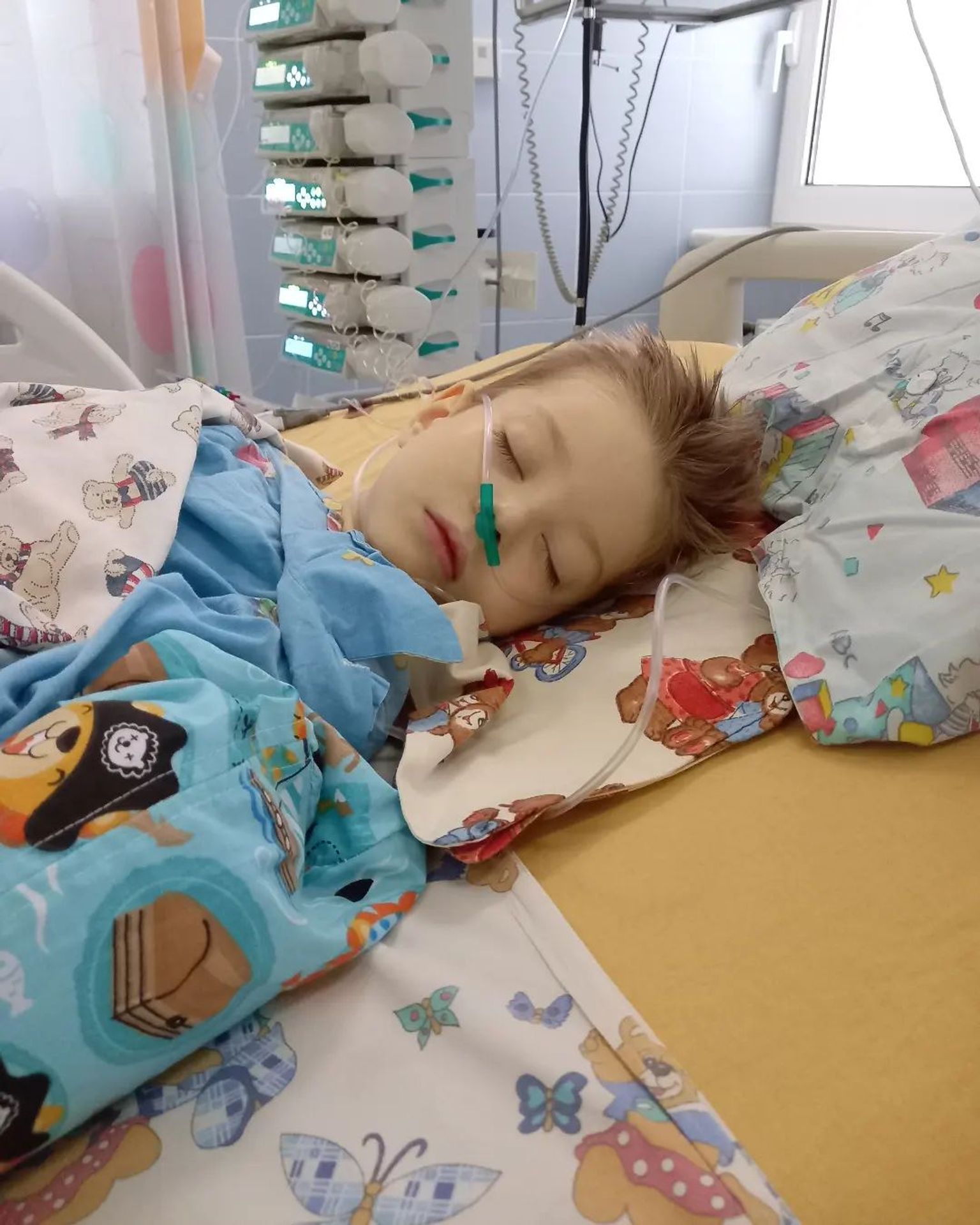 Malý Artur trpí vzácným HLH syndromem (2) - Artur trpí vzácným HLH syndromem (11/12)