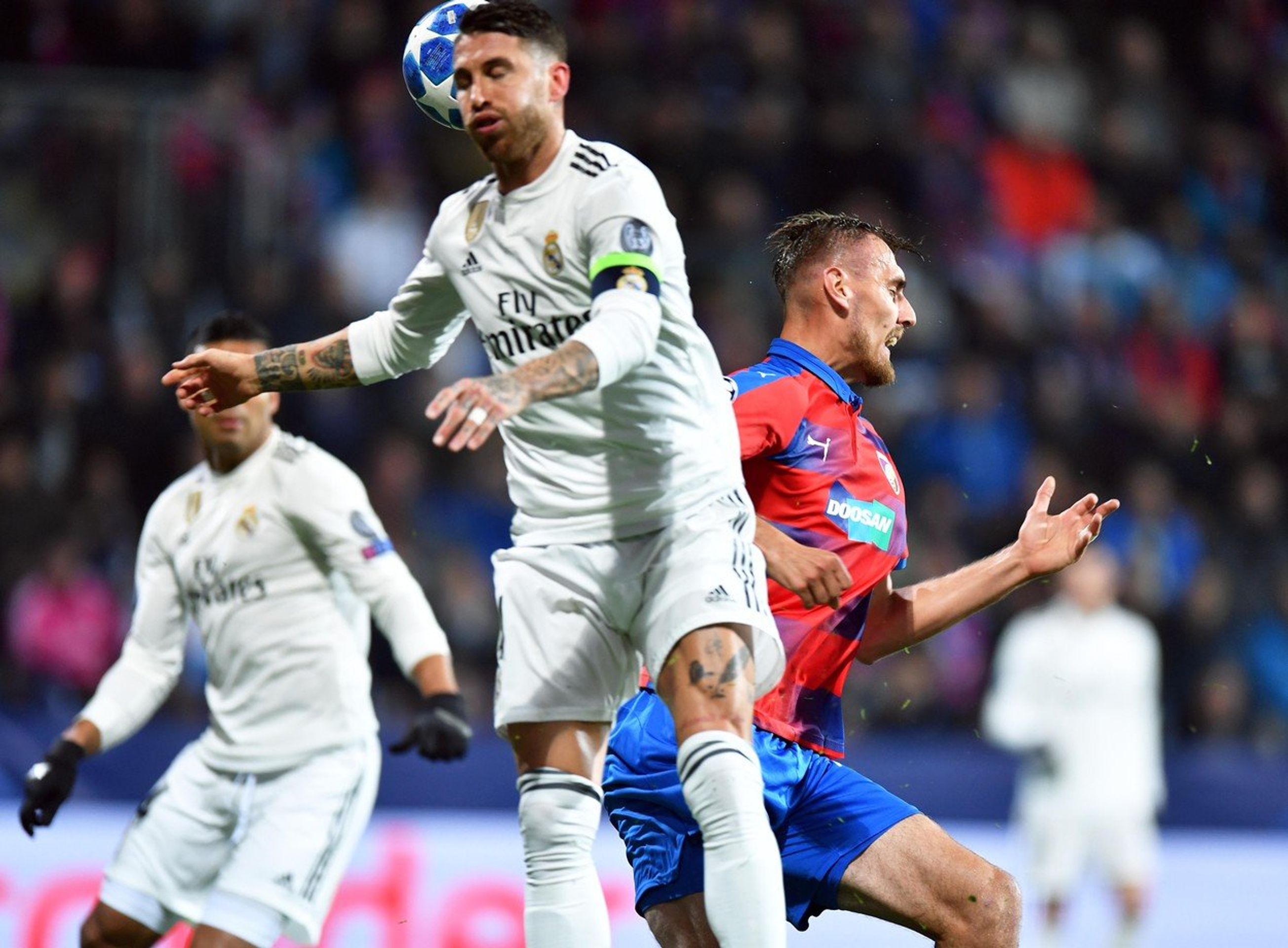 Sergio Ramos - GALERIE: Sergio Ramos sestřelil Milana Havla a prošlo mu to (1/4)