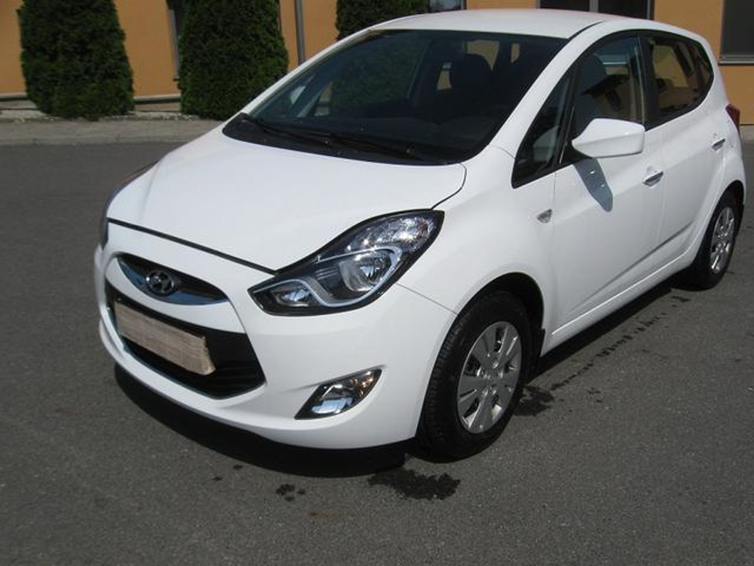 Dražba - Hyundai IX 20 - GALERIE: Dražba vozidel (12/27)