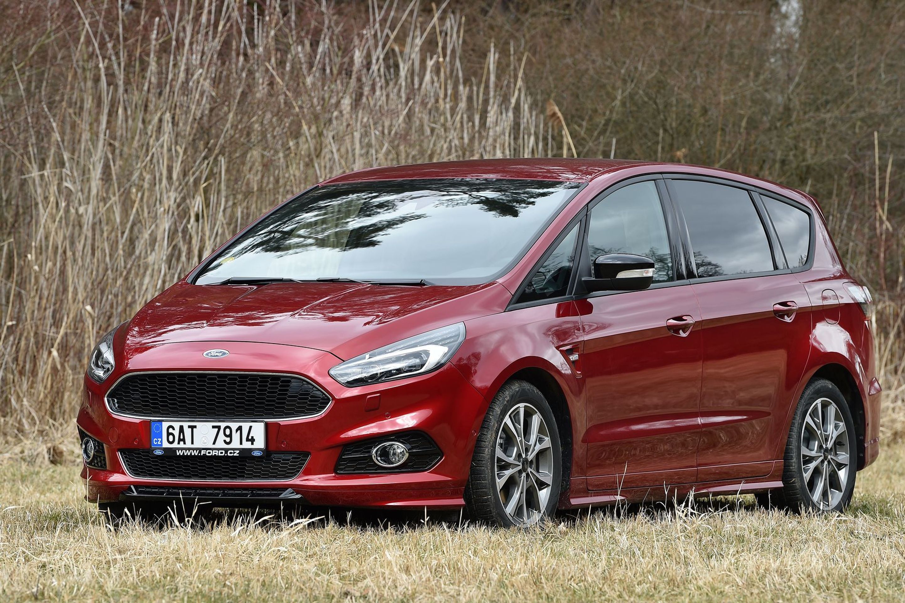 Ford S-Max - 7 - GALERIE: Ford S-Max (1/21)