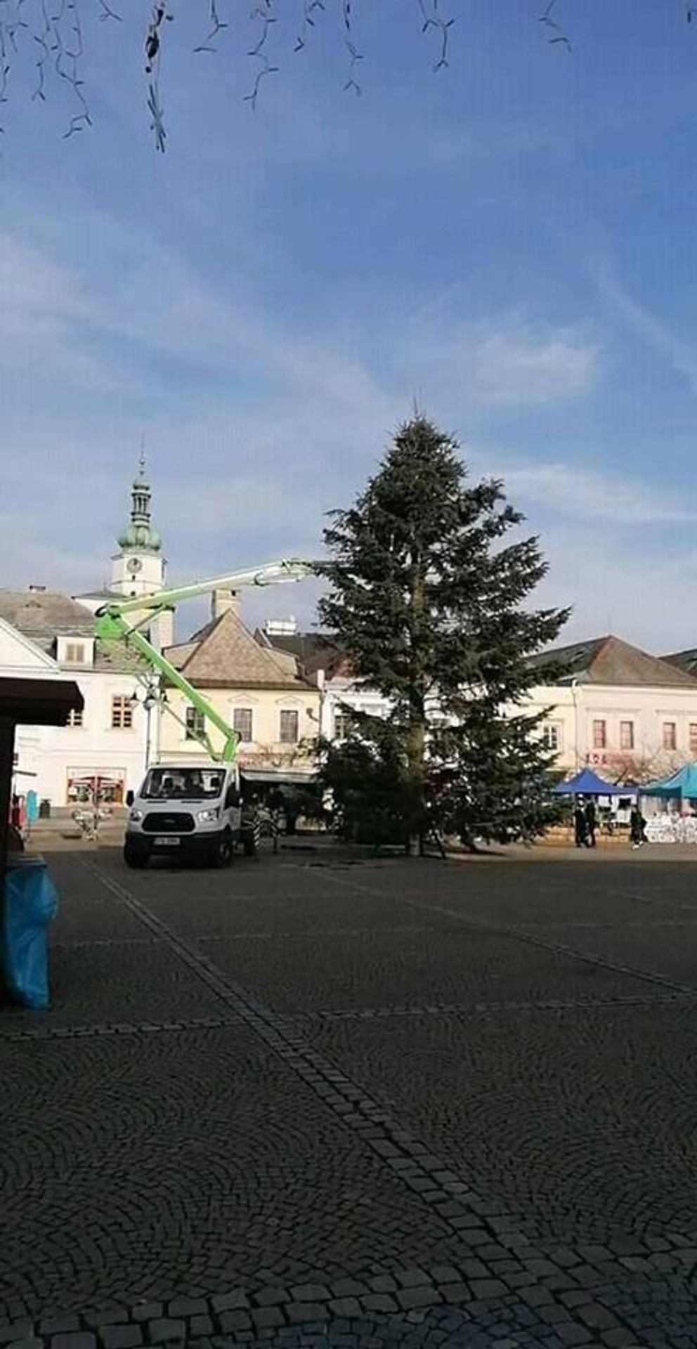 Vánoční stromy ve městech 2019 - 6 - GALERIE: Vánoční stromy ve městech 2019 (3/9)