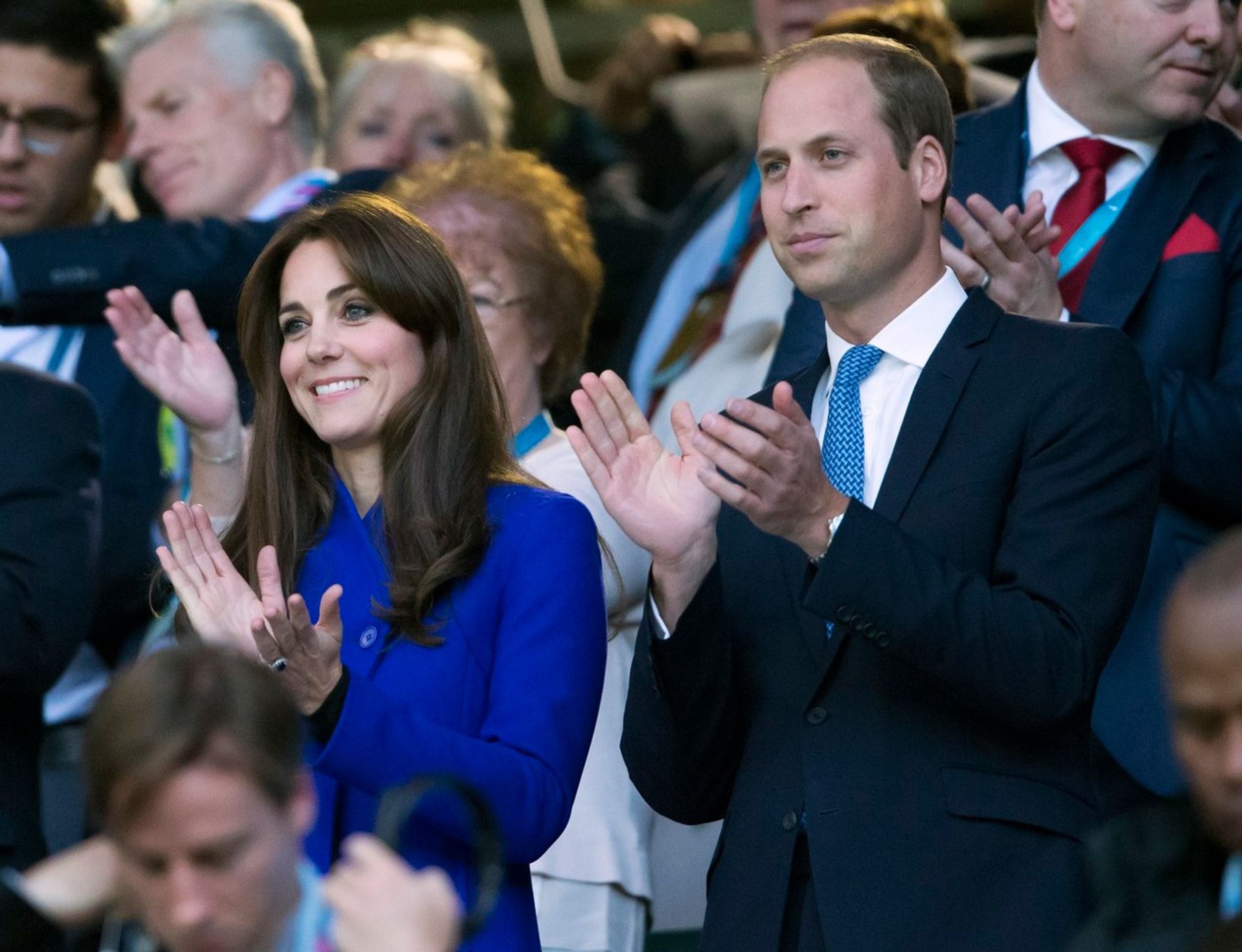 Vévodkyně Kate a princ William - GALERIE: Výhru Anglie na úvod MS sledoval i královský pár (1/7)