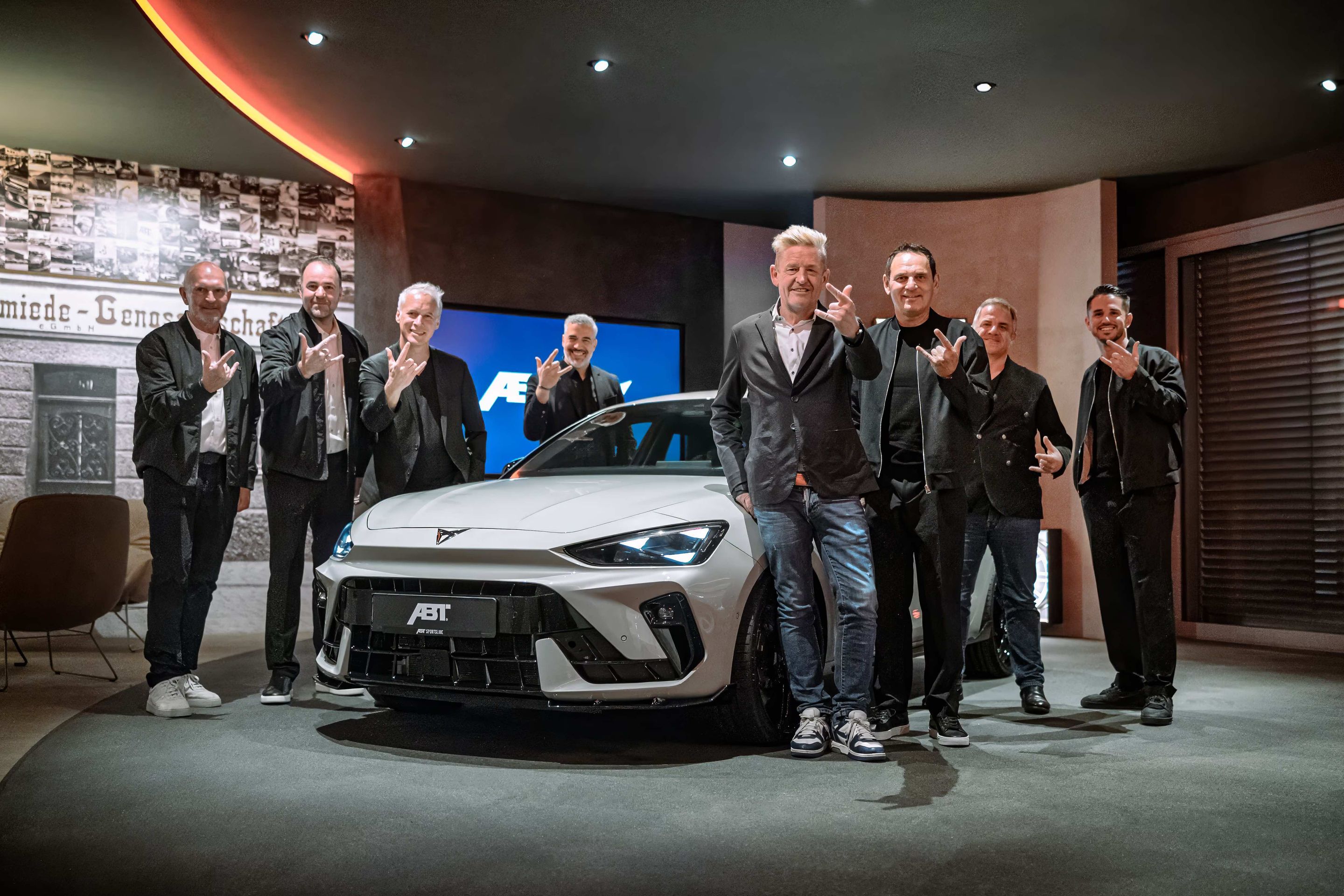 Cupra Leon a Formentor ve speciální úpravě ABT - Cupra Leon a Formentor ve speciální úpravě ABT (5/5)