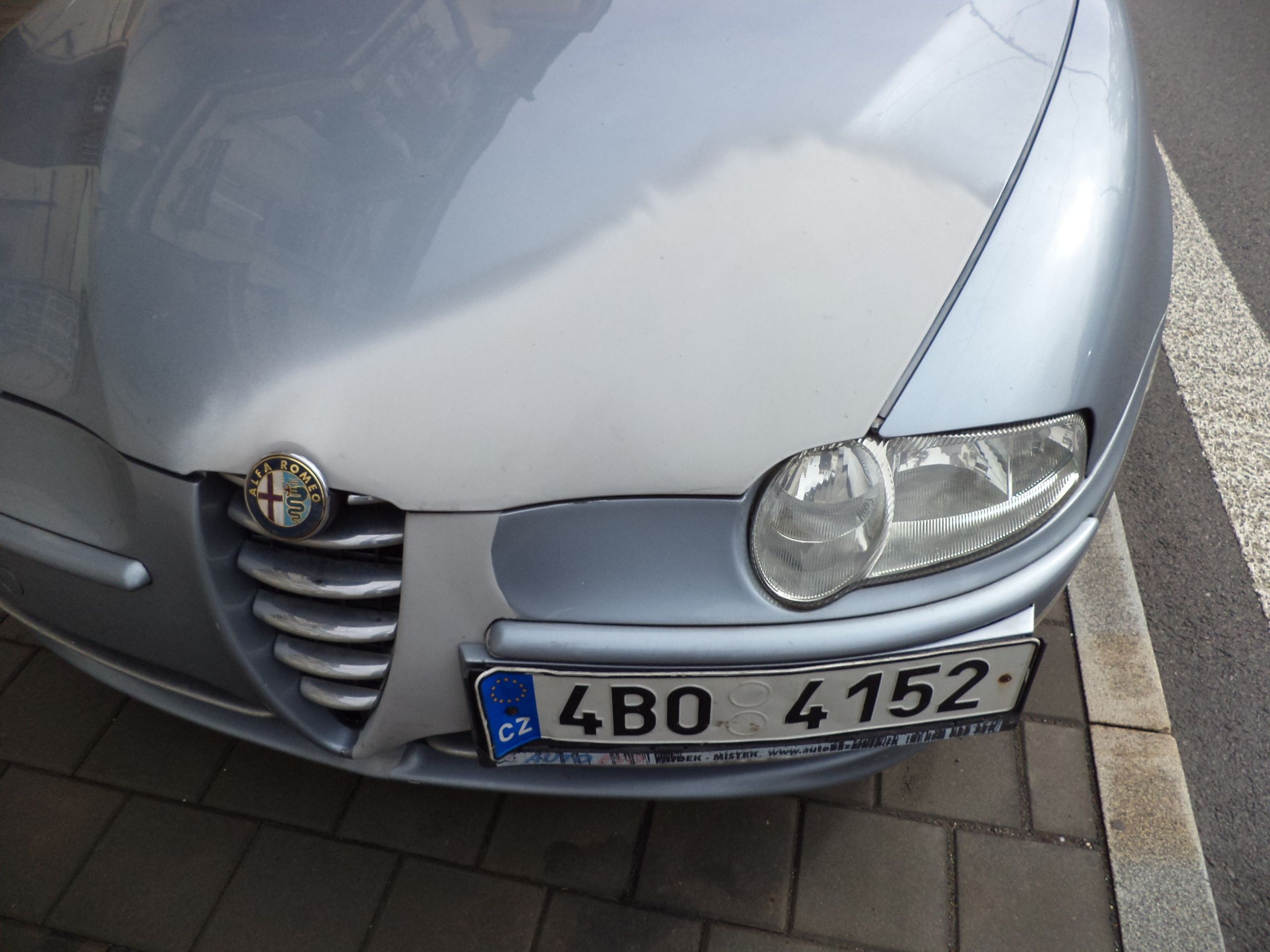 Alfa Romeo 147 16V Twin Spark - GALERIE: Dražby EÚ Brno-město (1/9)