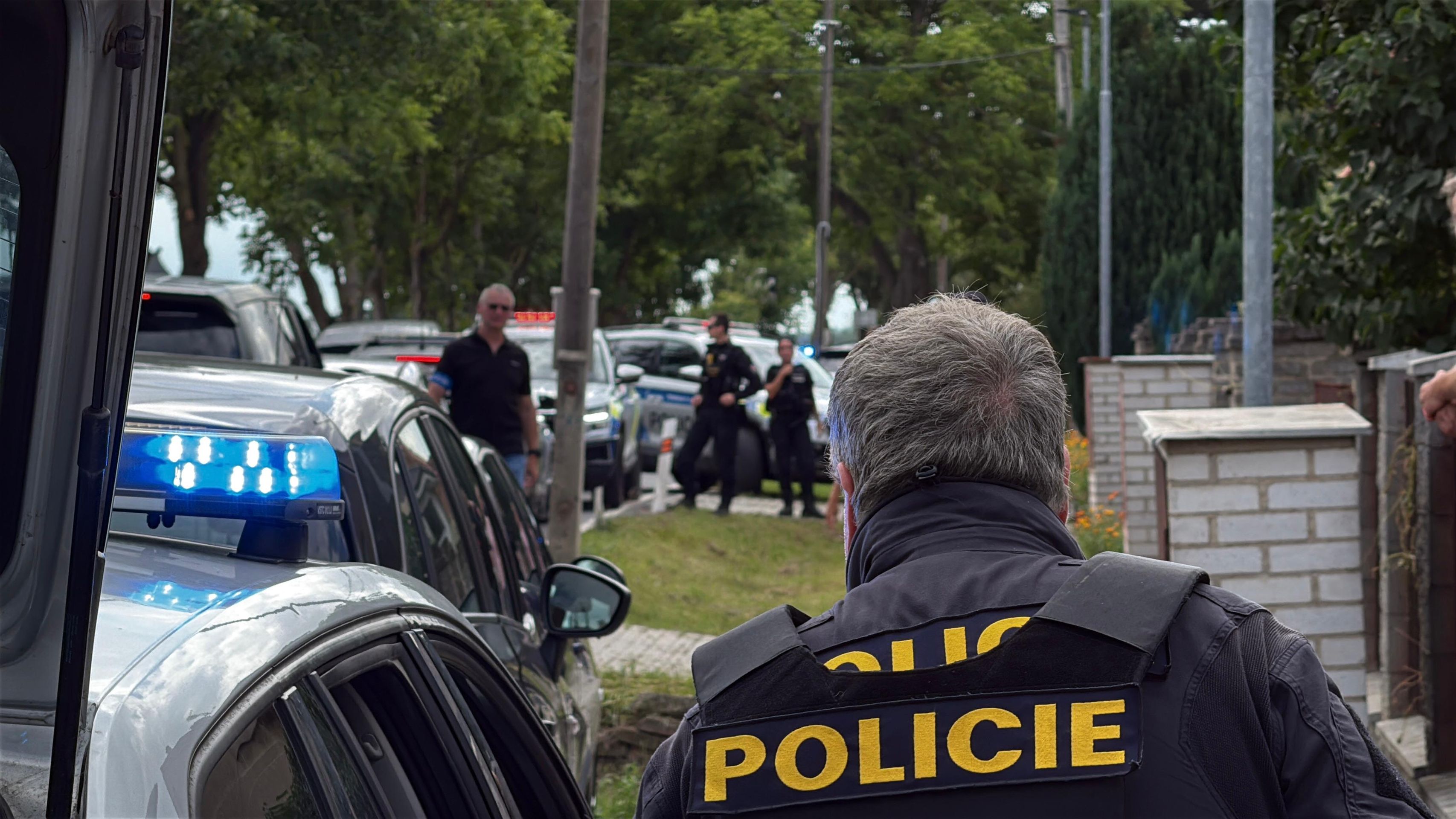 Policejní akce v okolí pražského letiště - Policejní akce v okolí pražského letiště (15/17)