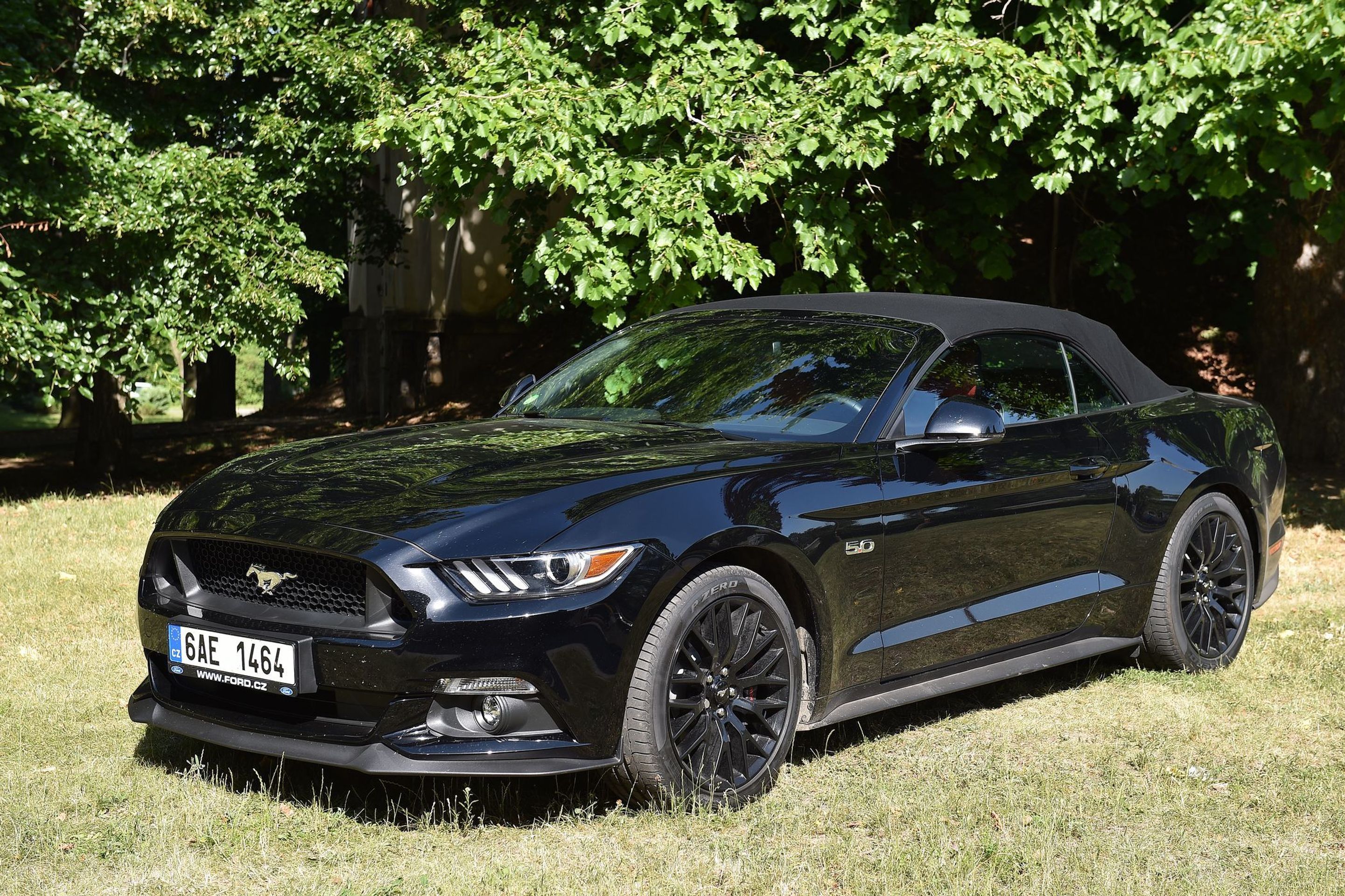 Ford Mustang 5.0 V8 GT Convertible - 6 - GALERIE: Ford Mustang GT Convertible (1/13)