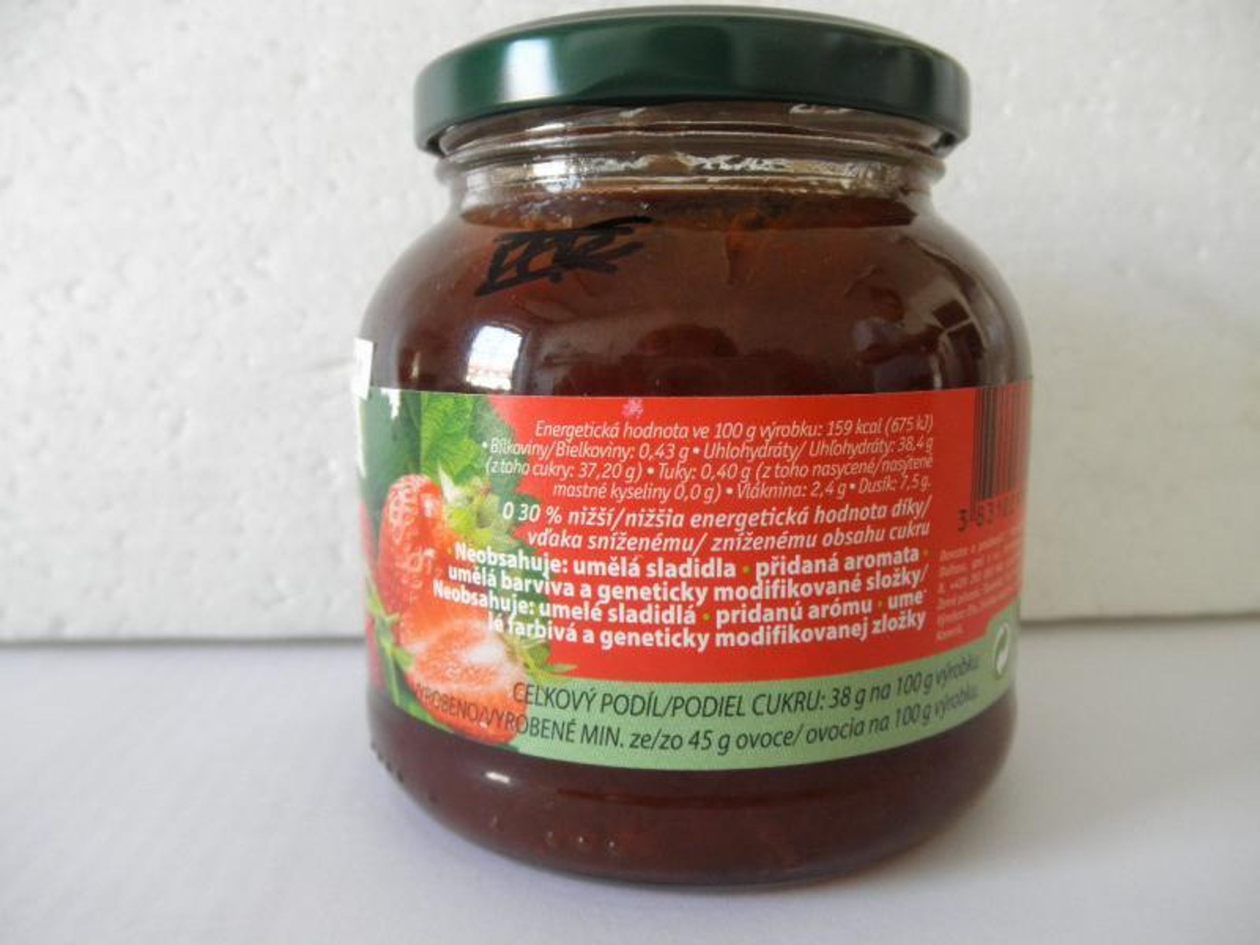SPAR (Praha 10): Jahodový džem - 2 - GALERIE: Nebezpečné sušené meruňky a jahodový džem (2/6)