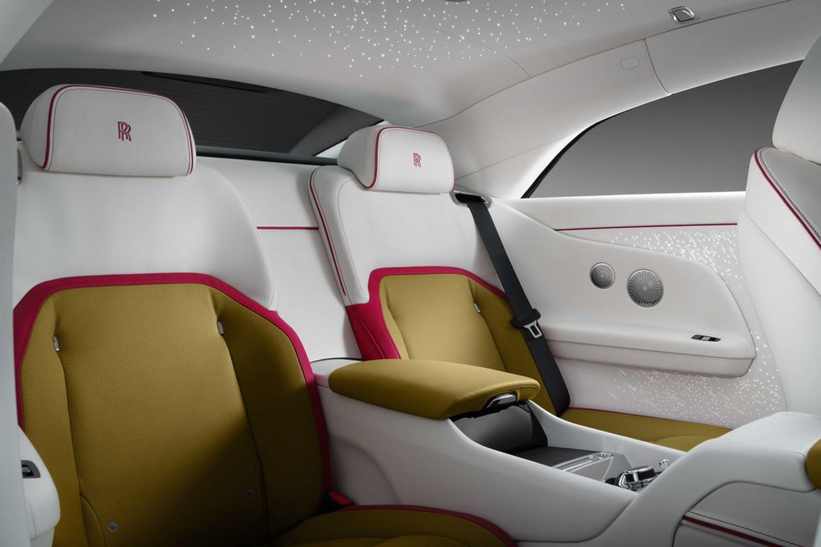 Elektrické kupé Rolls-Royce Spectre - Ultraluxusní elektrické kupé Rolls-Royce Spectre (8/15)