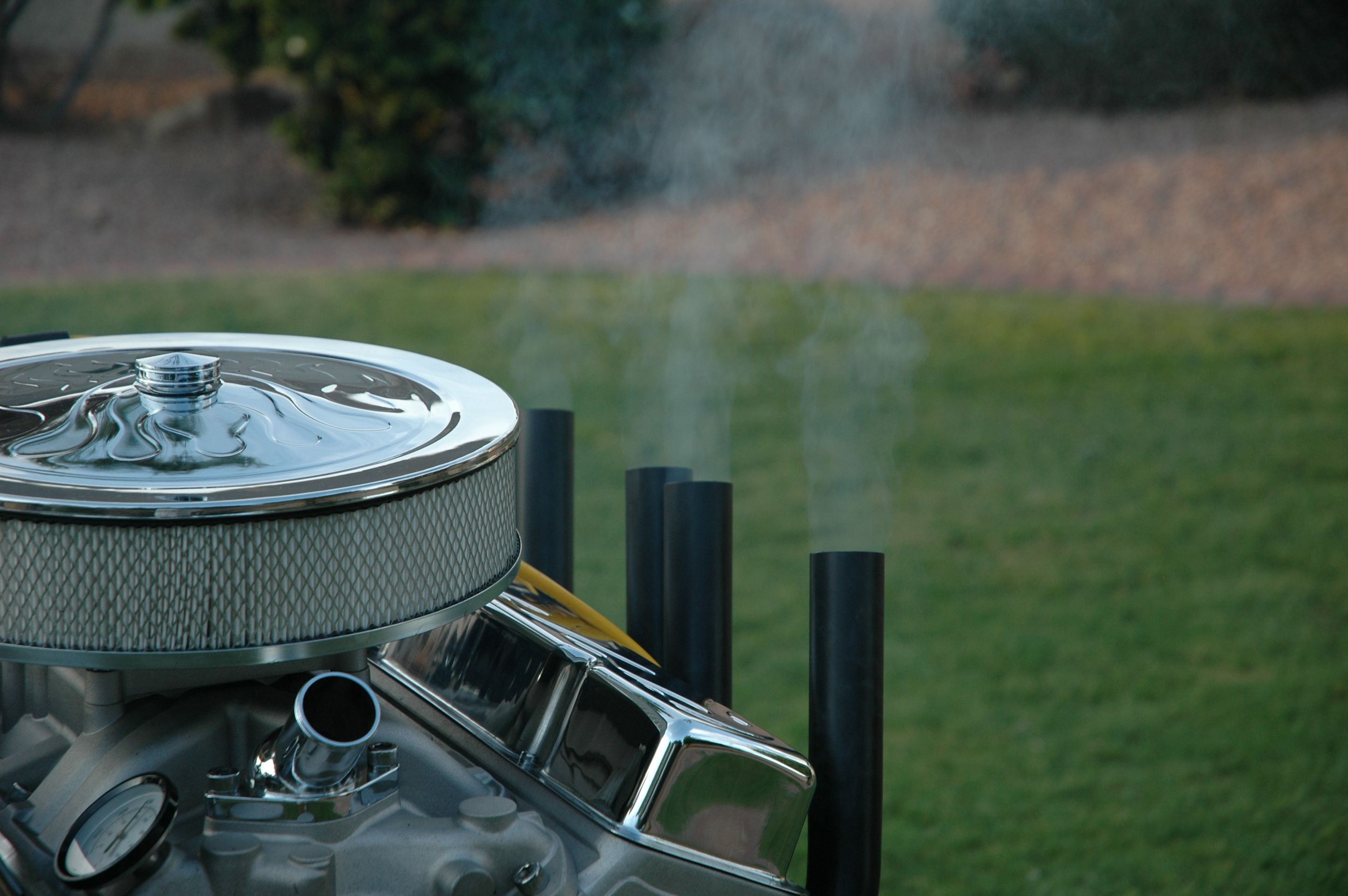 gril - 17 - GALERIE: Hot Rod Grills V8 (2/9)
