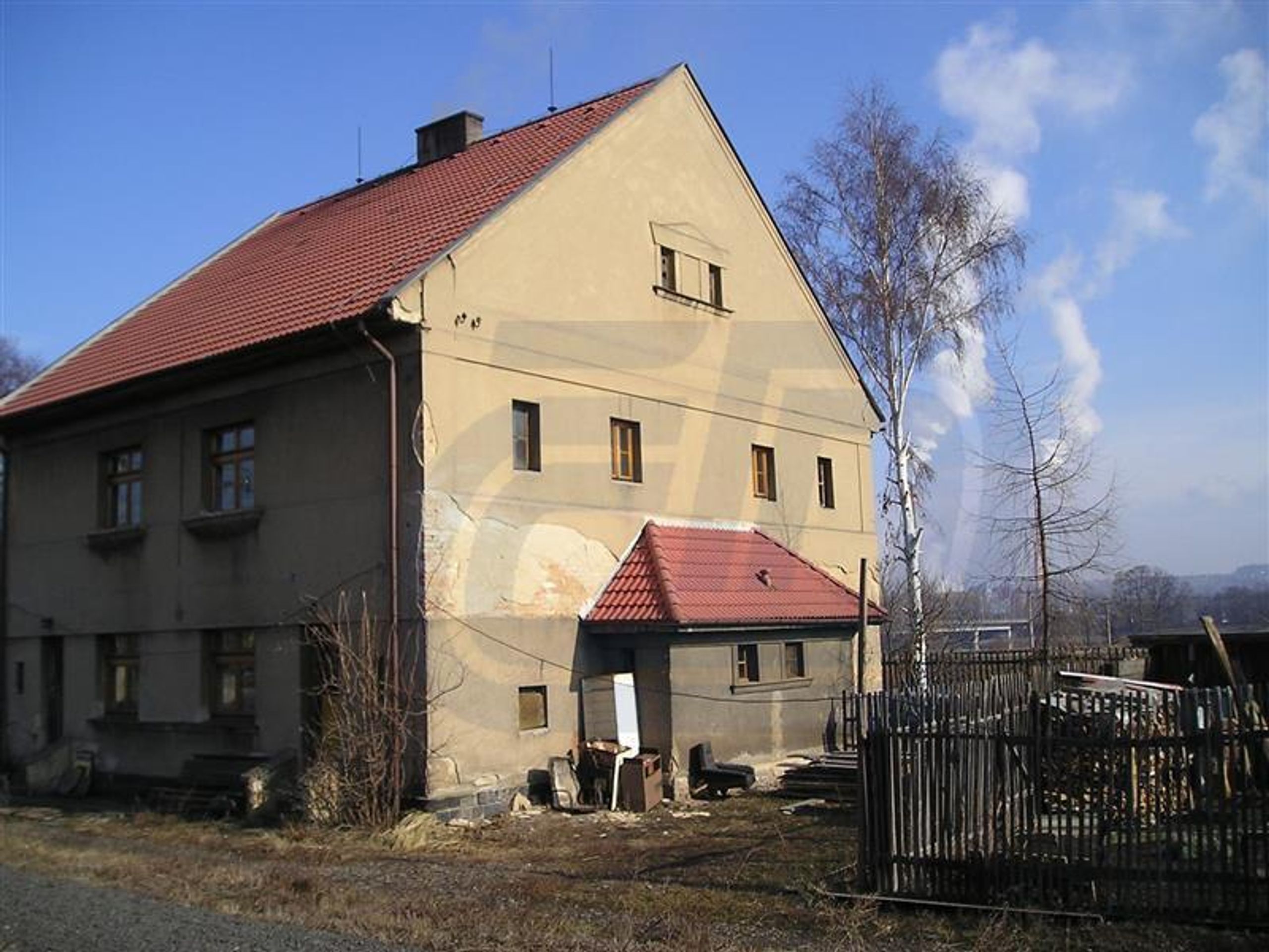 České dráhy - prodej nemovitostí - Bytový dům Štětí, 815000 Kč - GALERIE: České dráhy - prodej nemovitostí (1/8)