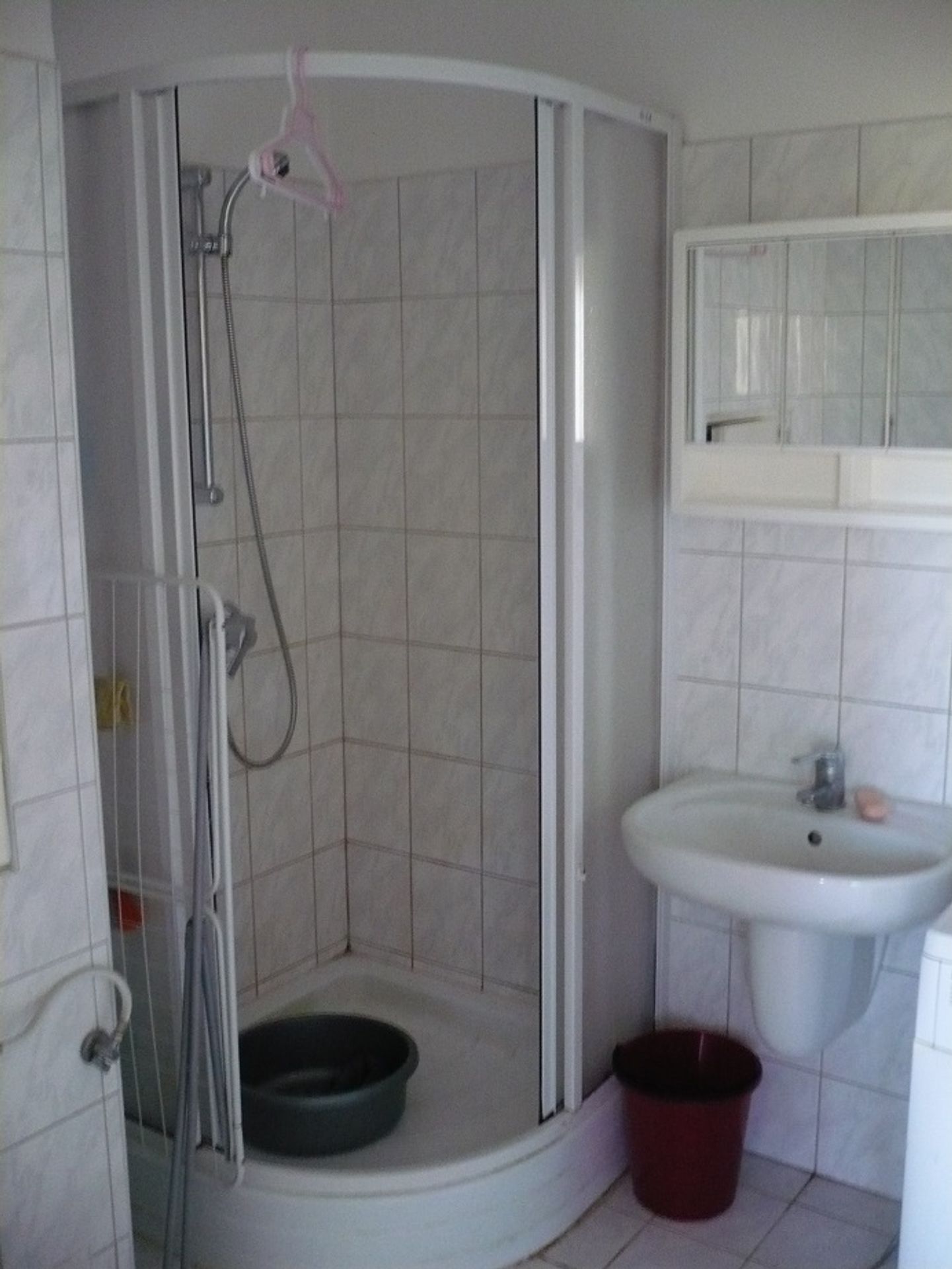 Úřad pro zastupování státu ve věcech majetkových prodává byty - Prodej družstevního podílu s právem nájmu bytu v k.ú. Jindřichův Hradec - 5 - GALERIE: Úřad pro zastupování státu ve věcech majetkových prodává byty - Prodej družstevního podílu s právem nájmu bytu v k.ú. Jindřichův Hradec (5/8)