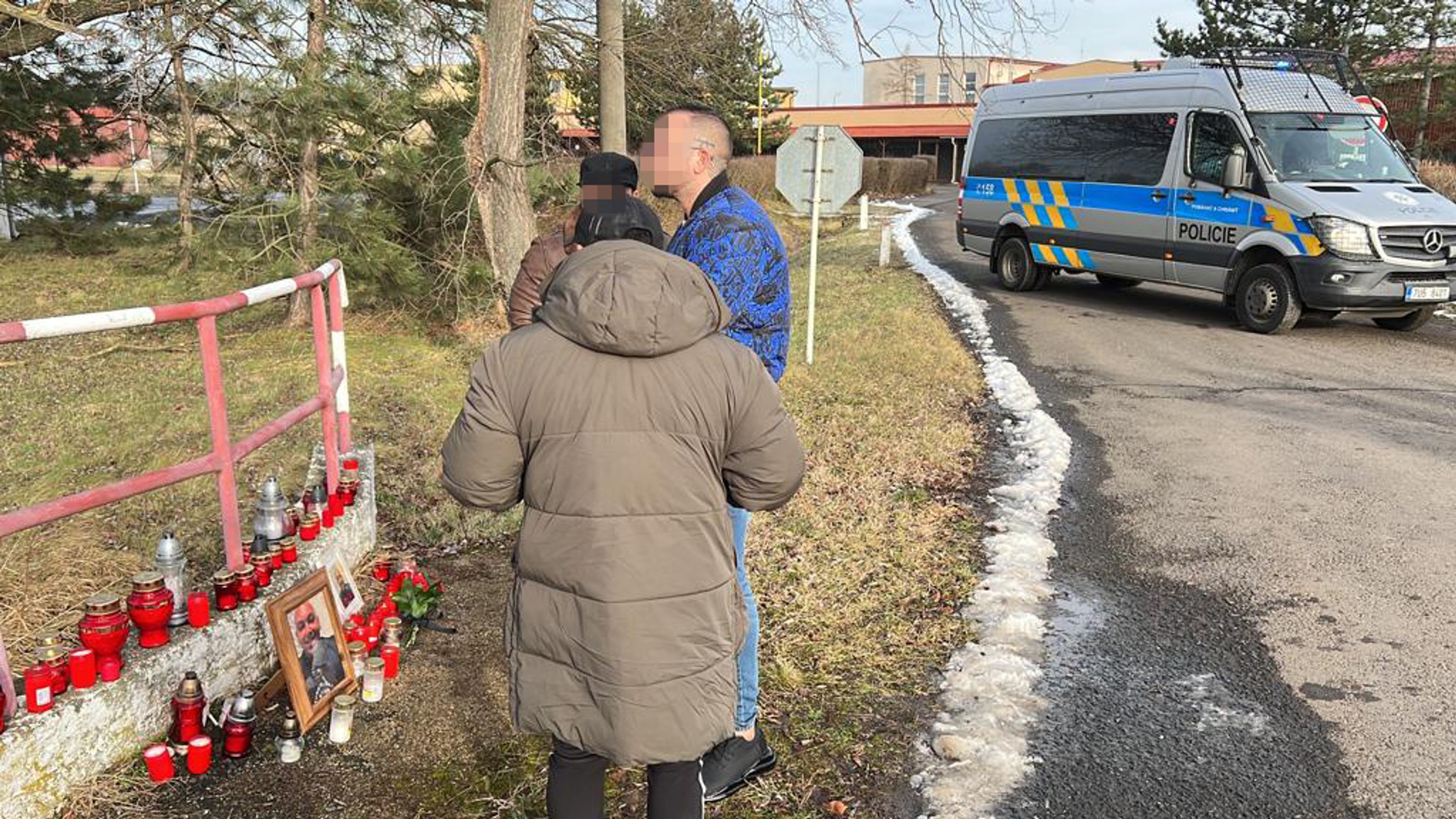  Protest příbuzných mrtvého vězně (3) - Protest příbuzných mrtvého vězně (5/11)