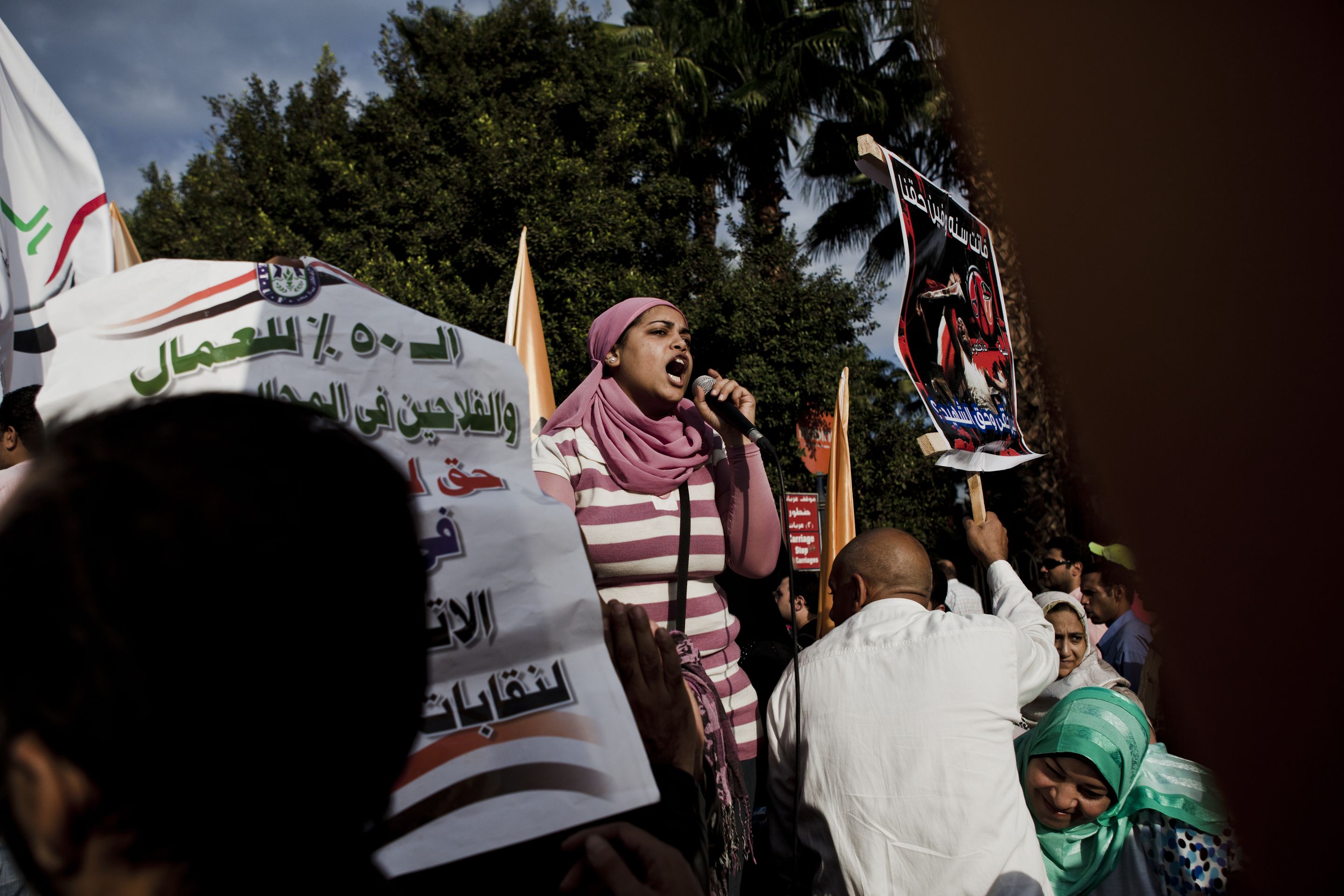 Protesty v Egyptě - 9 - V Egyptě protestovaly tisíce lidí proti prezidentovi (8/10)