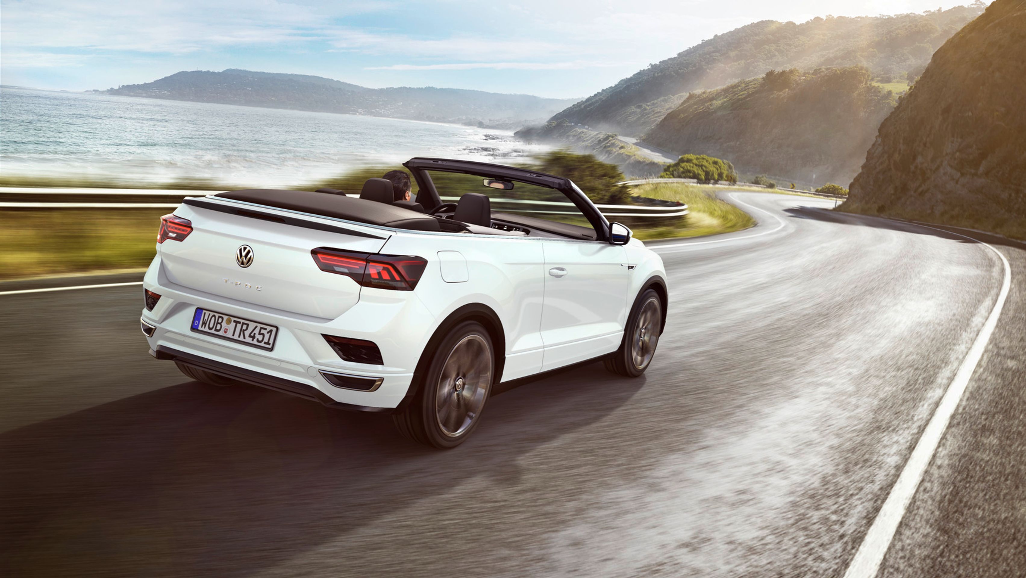 Nový T-Roc Cabriolet - 22 - Fotogalerie: Crossover VW T-Roc přijde o střechu (14/16)
