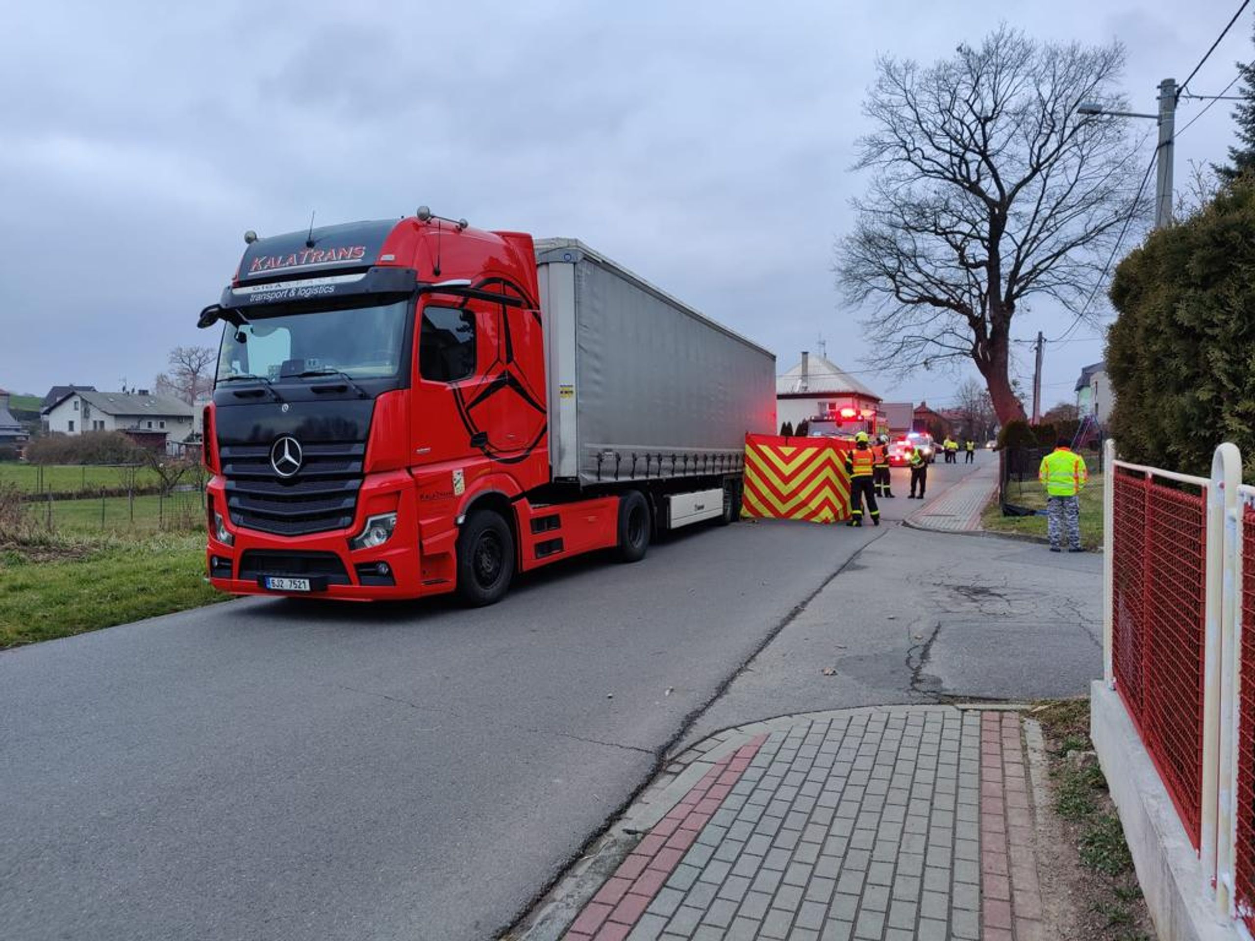 Sražená cyklistka na Opavsku - Sražená cyklistka na Opavsku (4/5)