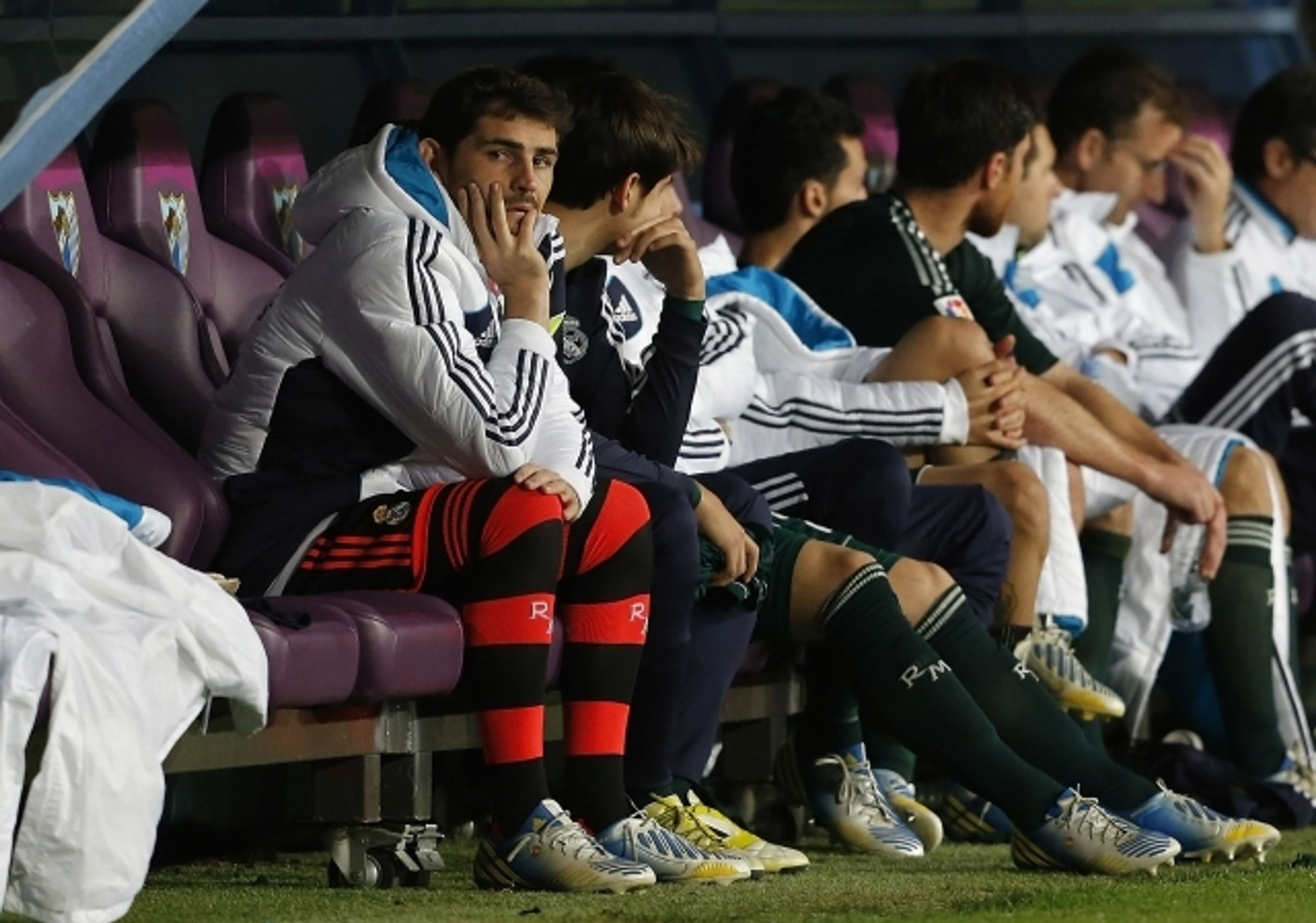 Iker Casillas a jeho reakce na lavičce Realu - 5 - GALERIE: Iker Casillas na lavičce Realu (2/6)