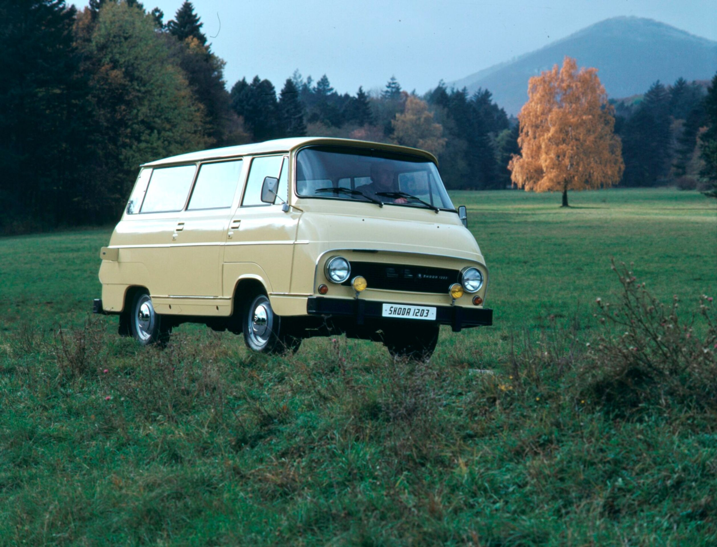 Škoda 1203 - Legendární dvanáctsettrojka ve všemožných verzích a úpravách (1/17)