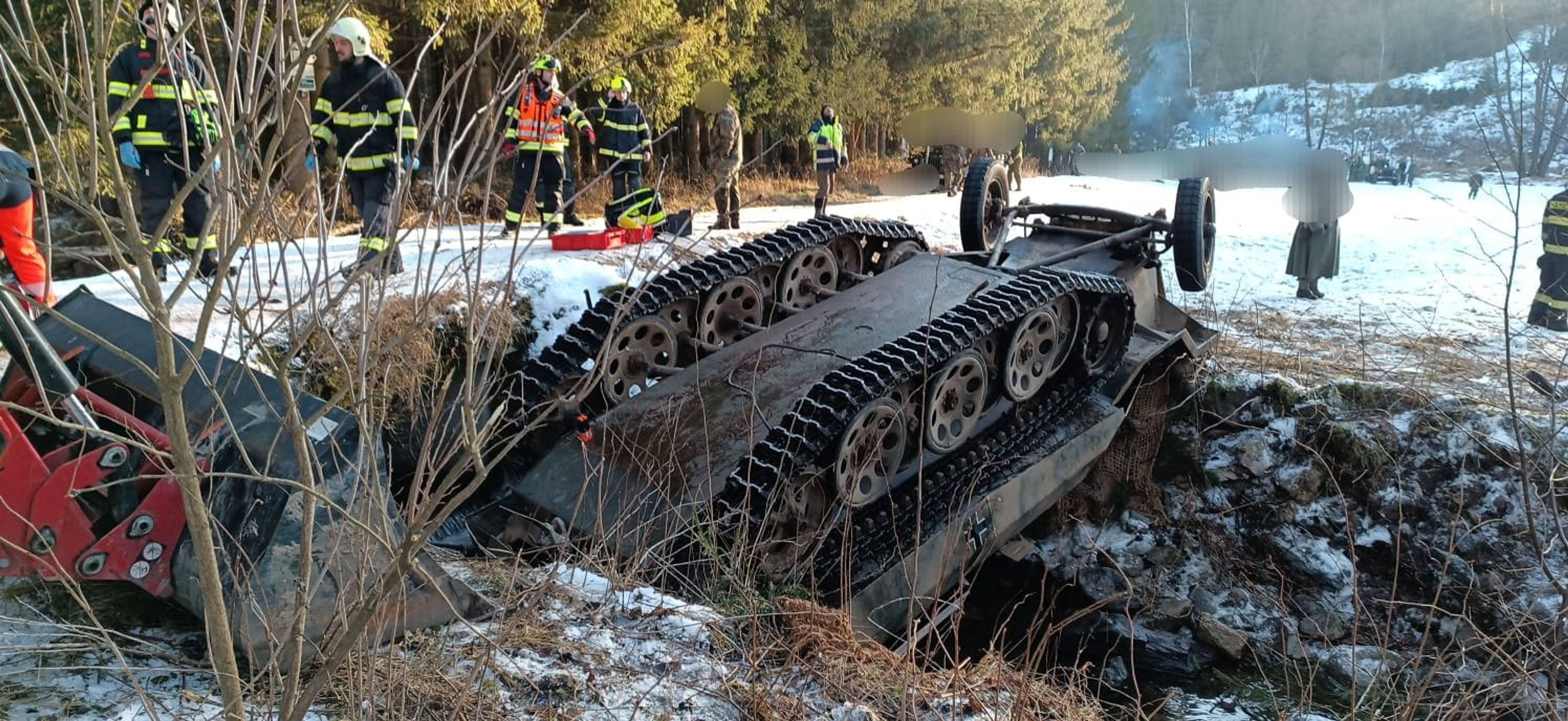 Tragédie na Českokrumlovsku - Tragická nehoda na Českokrumlovsku (1/5)