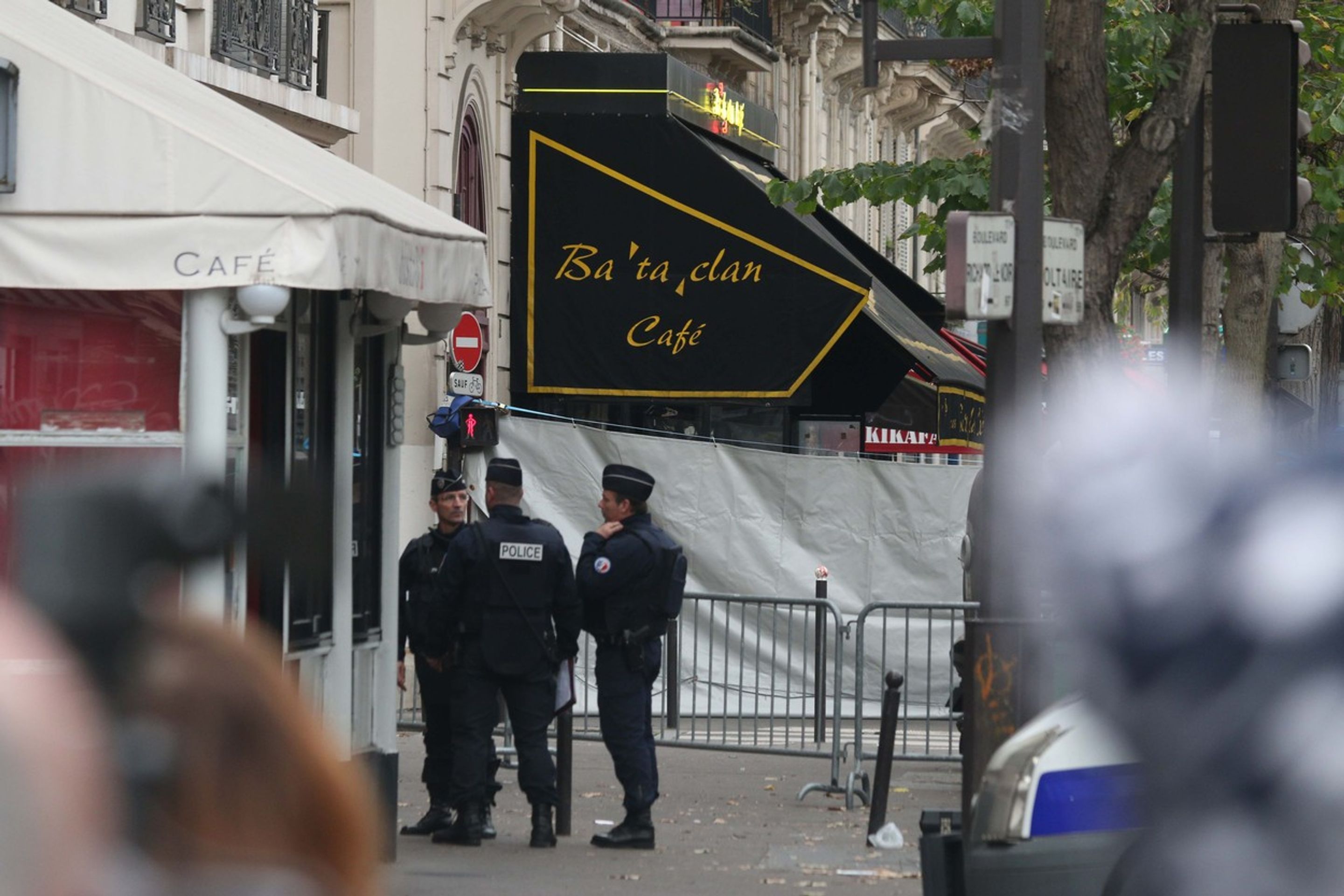 Útok v Bataclanu - GALERIE: Útok v klubu Bataclan (3/9)