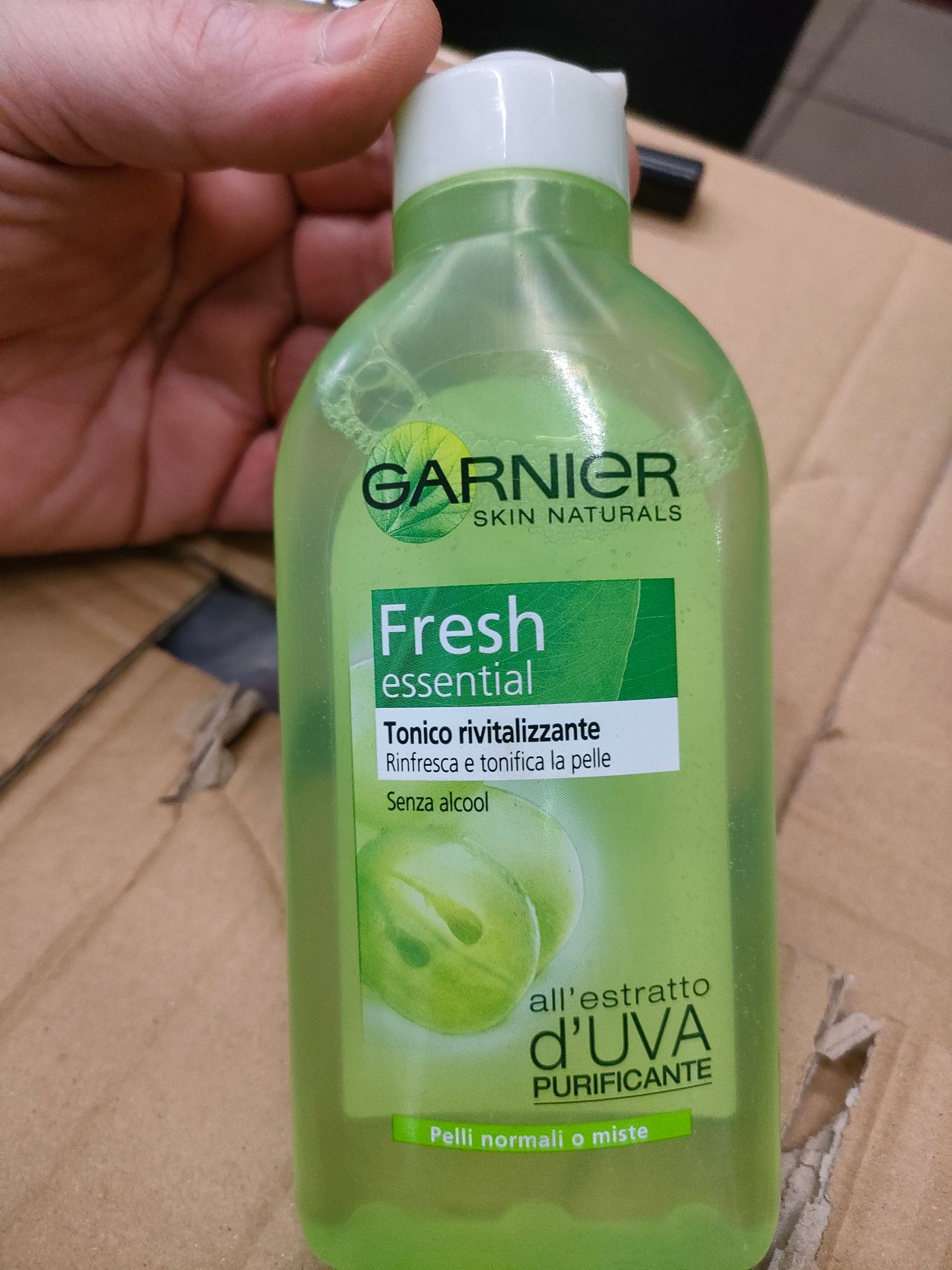 Pleťová voda Garnier Fresh essential (1) - Zdraví nebezpečná kosmetika (8/27)