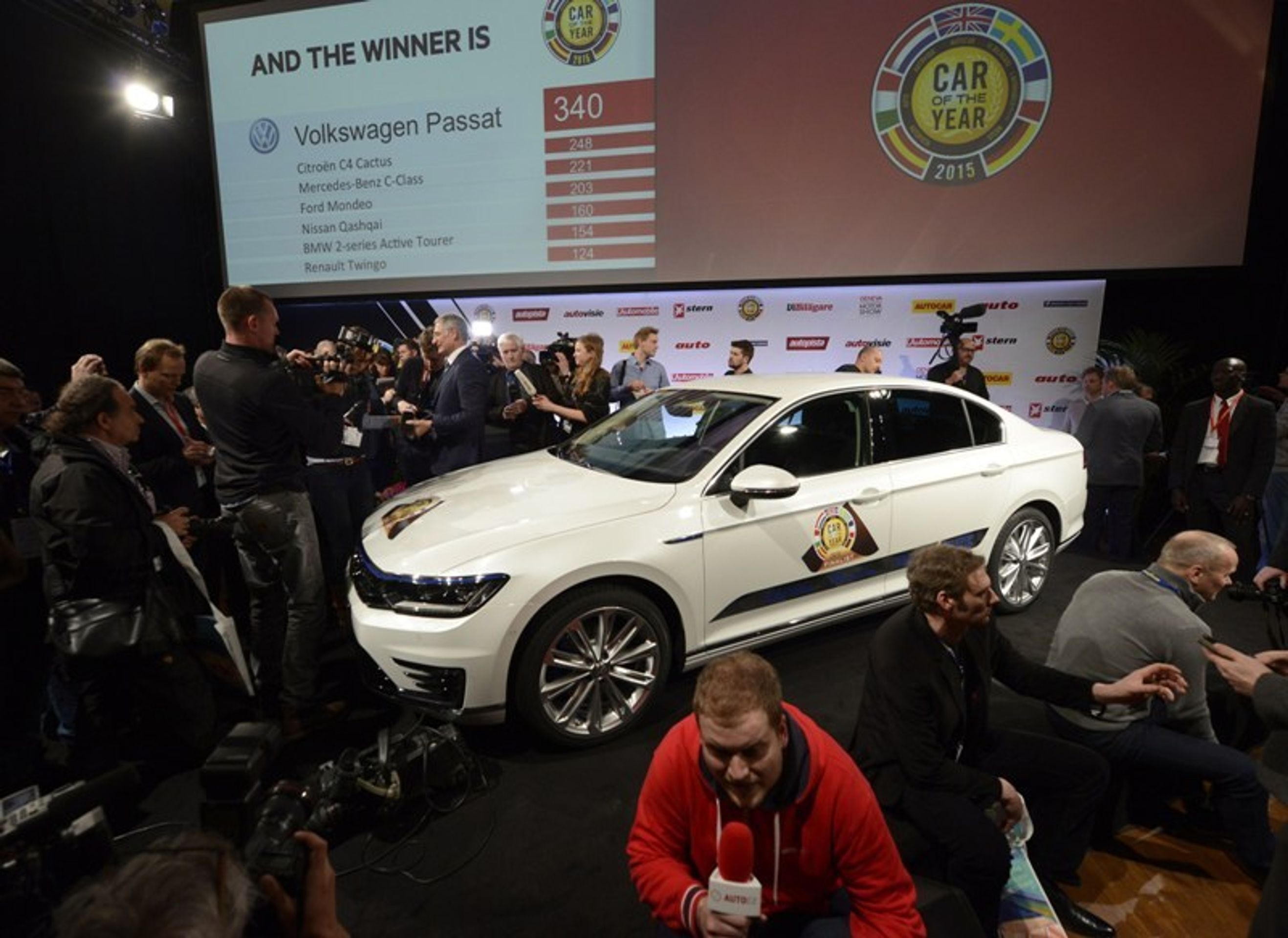 Auto roku Volkswagen Passat - 2 - GALERIE: Auto roku Volkswagen Passat (2/8)