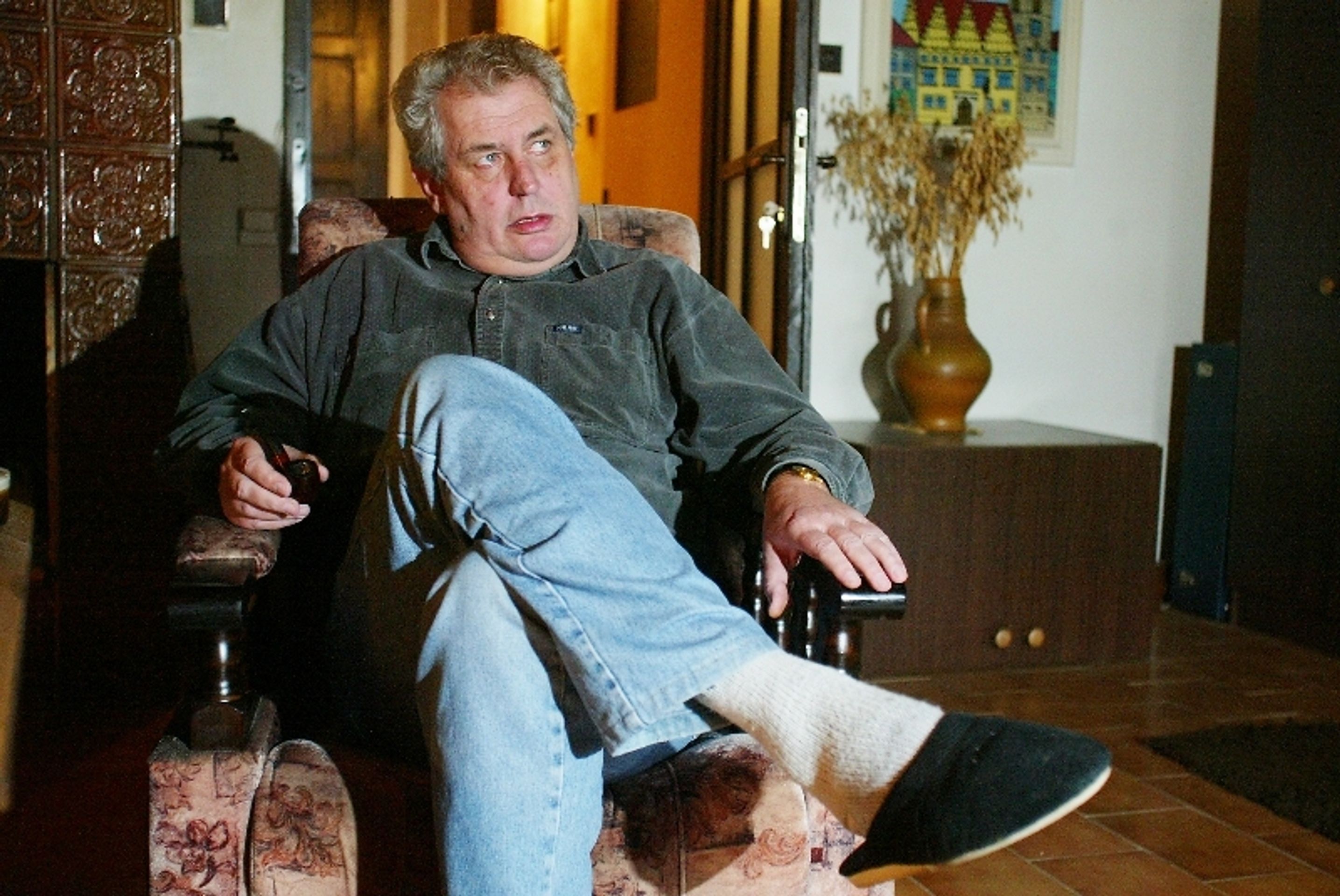 Zeman na chatě na Vysočině - 4 - GALERIE: Prezidenti na dovolené a jejich outfity (9/9)