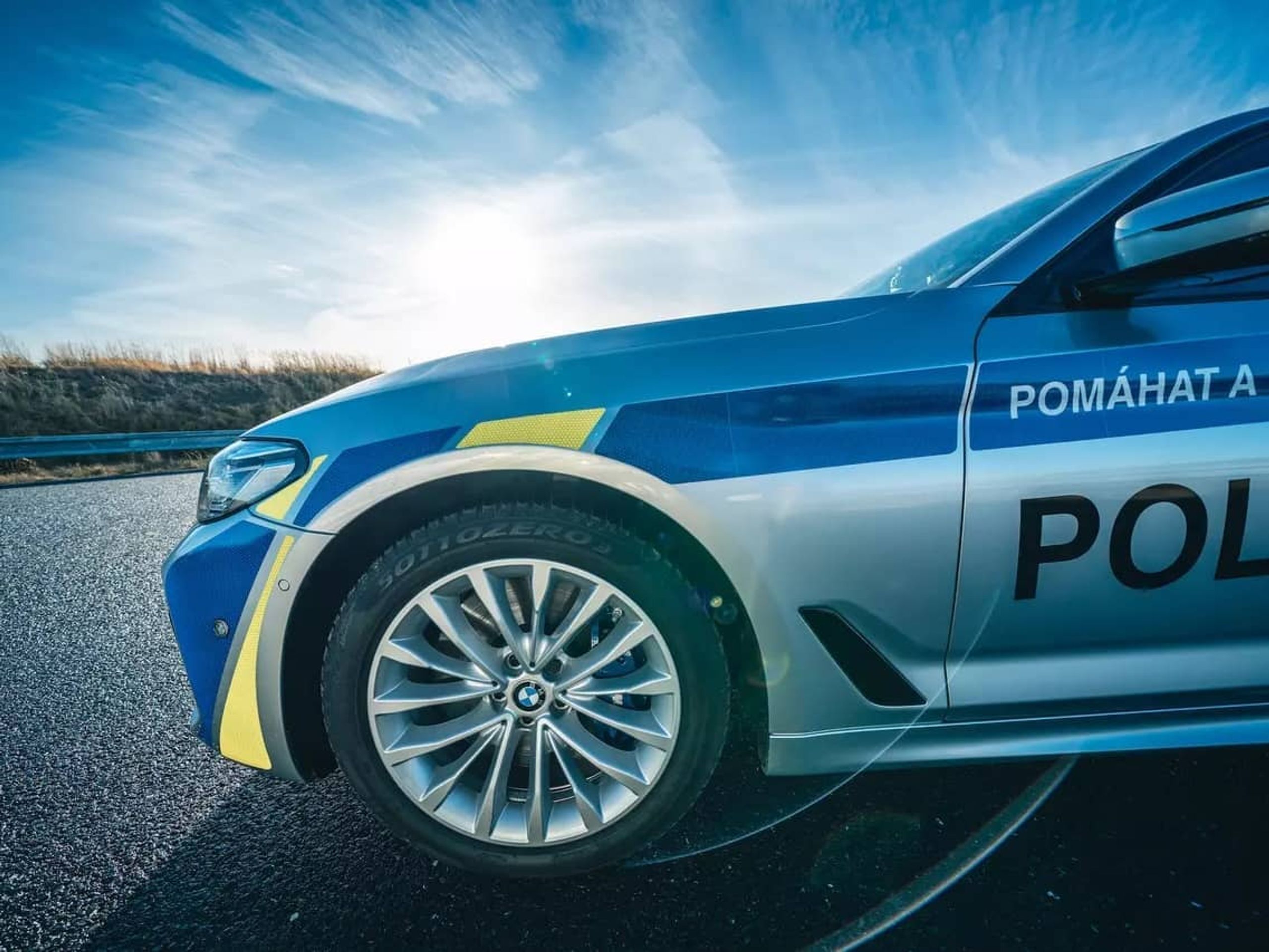 Policejní BMW 540i xDrive - Policejní BMW 540i xDrive (6/7)