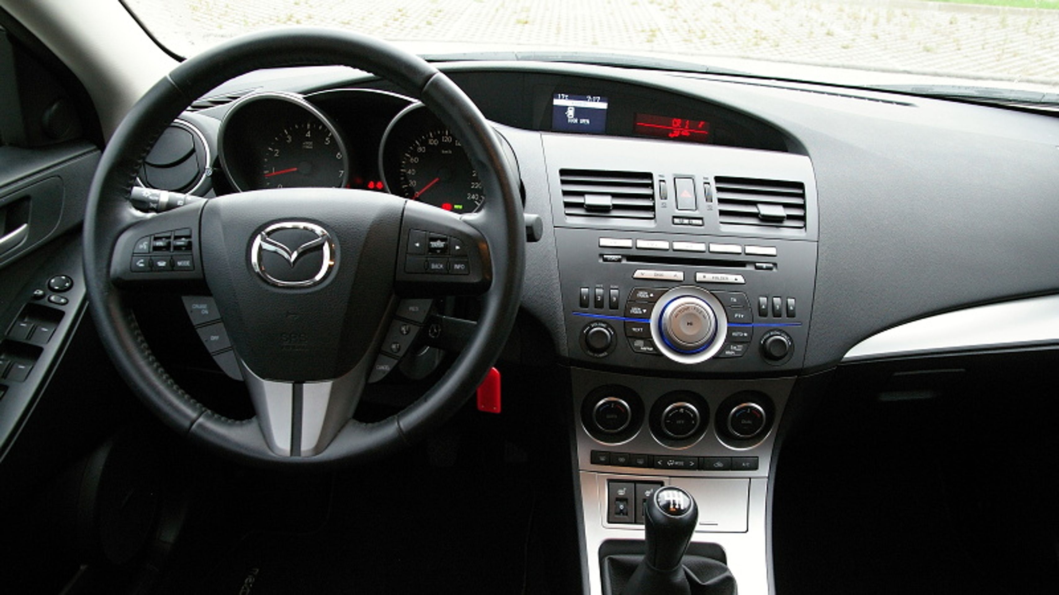 Mazda 3 i-Stop - 6 - GALERIE Mazda 3 i-Stop (6/8)