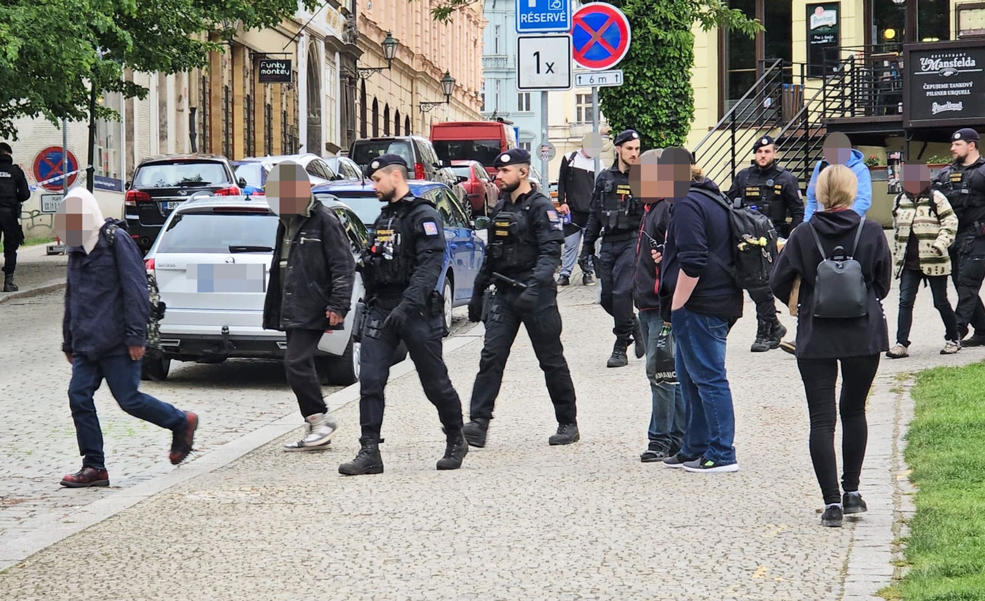 Kriminalisté na místě činu (3) - Pobodání ženy v centru Plzně (5/6)